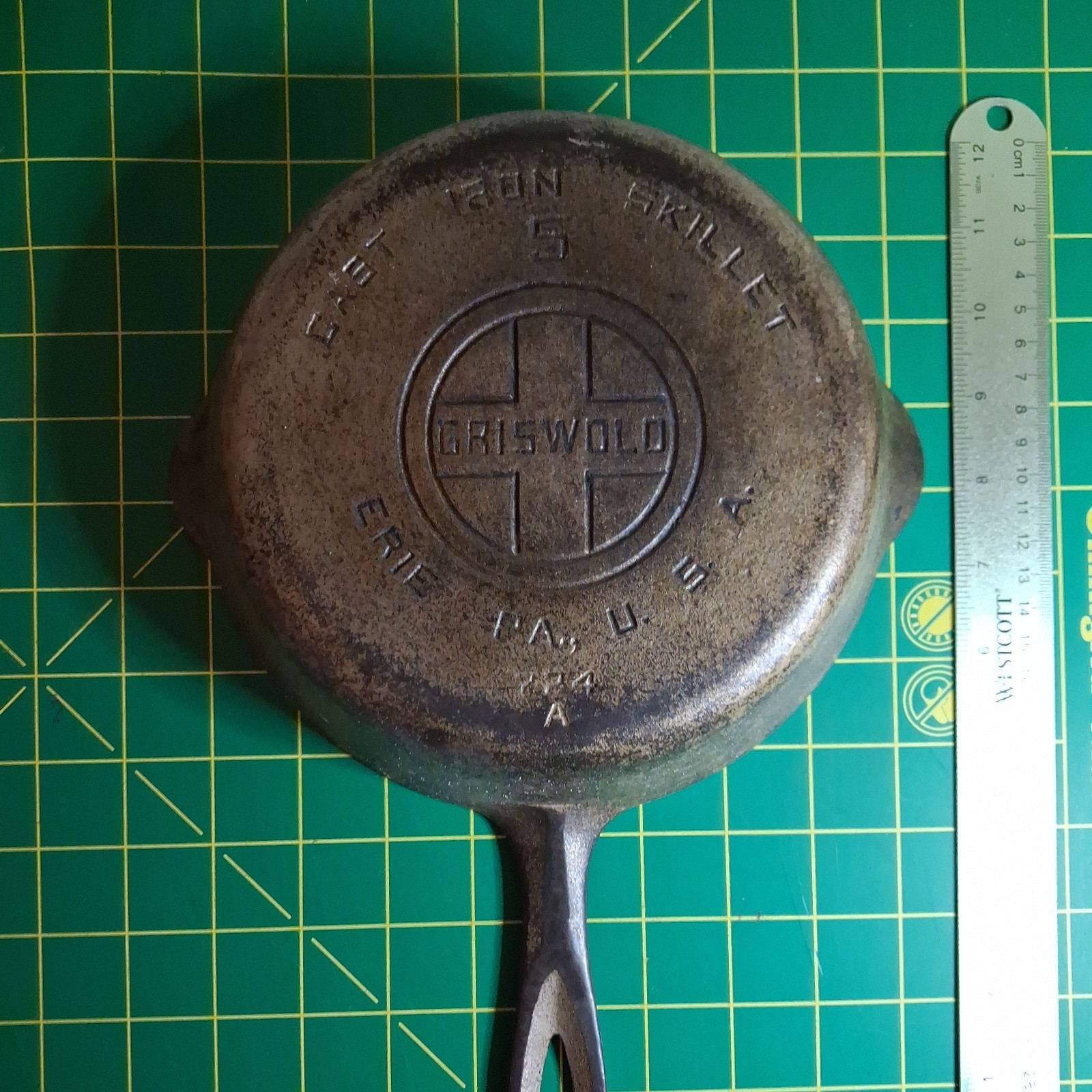 Vtg GRISWOLD Cast Iron SKILLET Small Frying Pan #5 Large Block Logo 709A ERIE PA