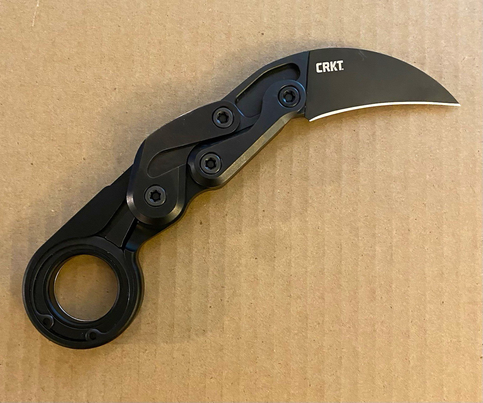 CRKT Provoke 4040 Kinematic Karambit Knife D2 Steel Blade Aluminum Handle CRKT Provoke 4040 Kinematic Karambit Knife D2 Steel Blade Aluminum Handle