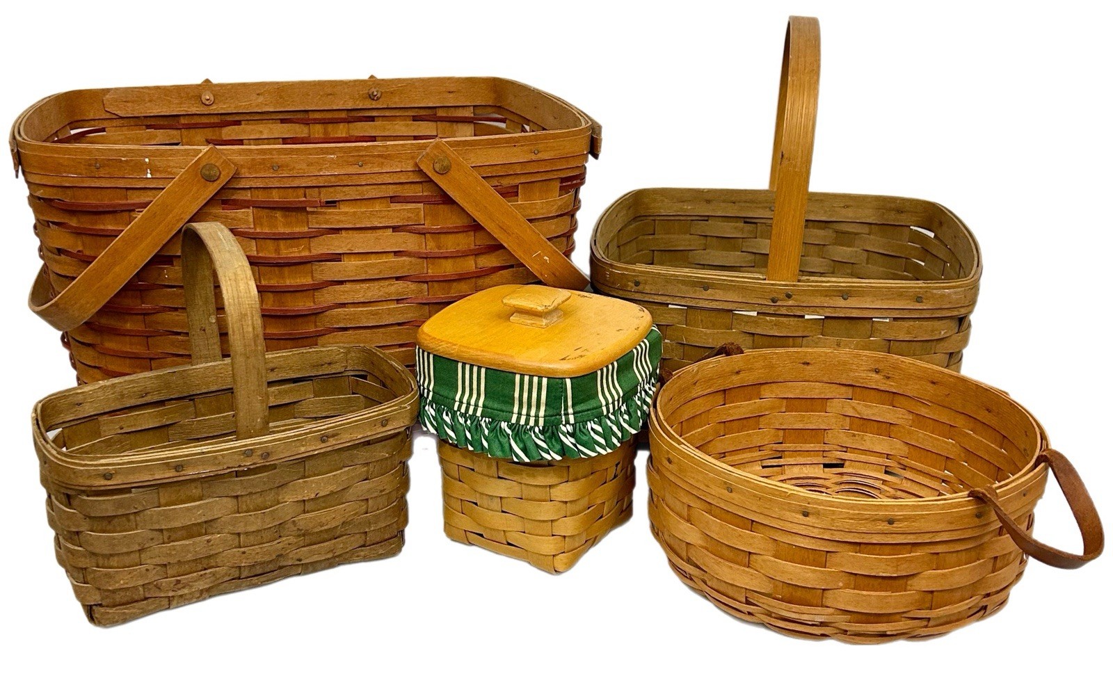 Longaberger Basket Lot: Sweetheart Getaway, Cake, Small Spoon, Candle, Darning