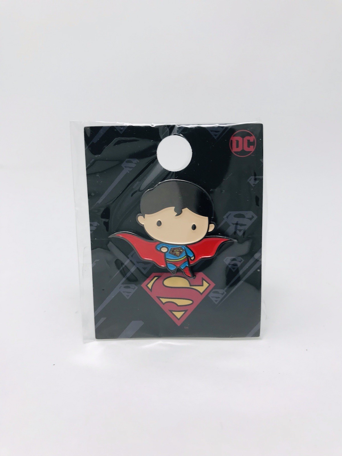 Lids Brand Embossed Enamel Lapel Pin Badge- DC Comics Super Man Justice League