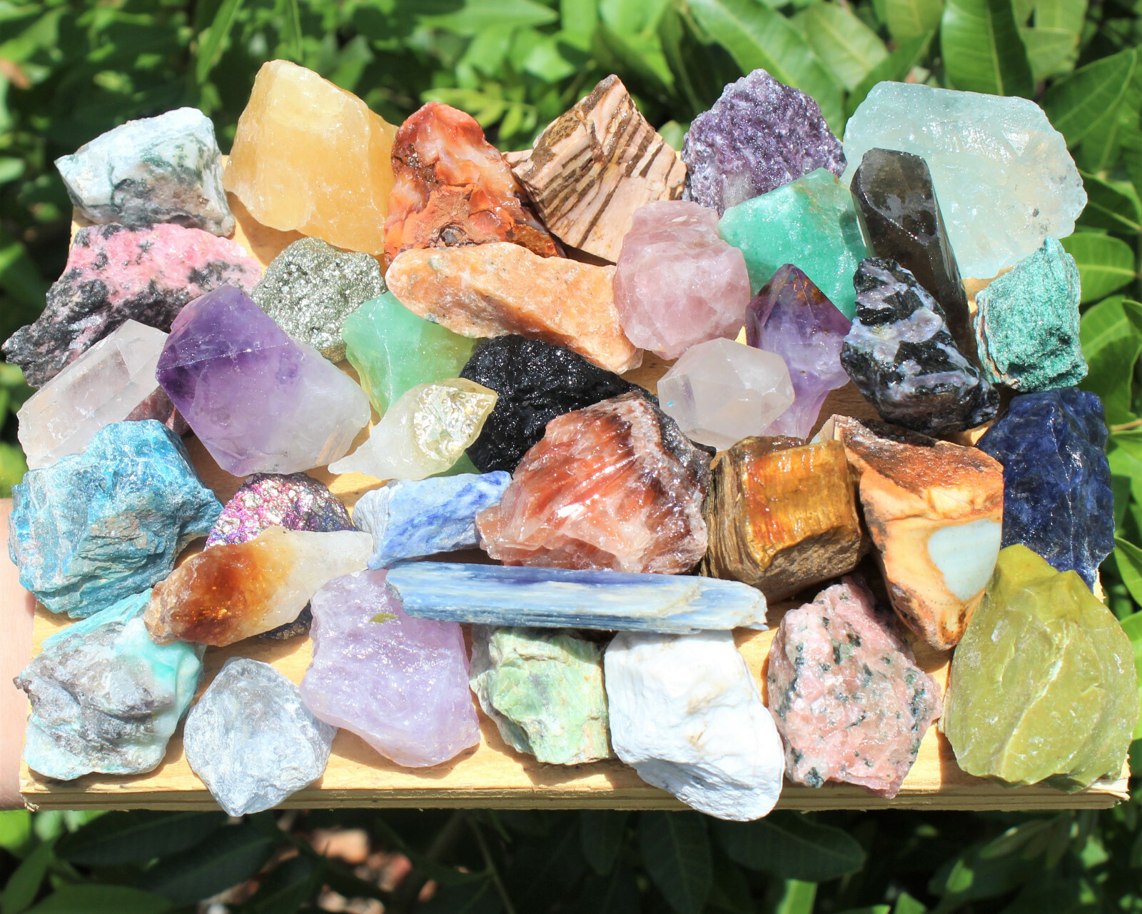 8 oz Crafters Collection Mixed Stones - Natural Raw Crystal Assortment 1/2 lb