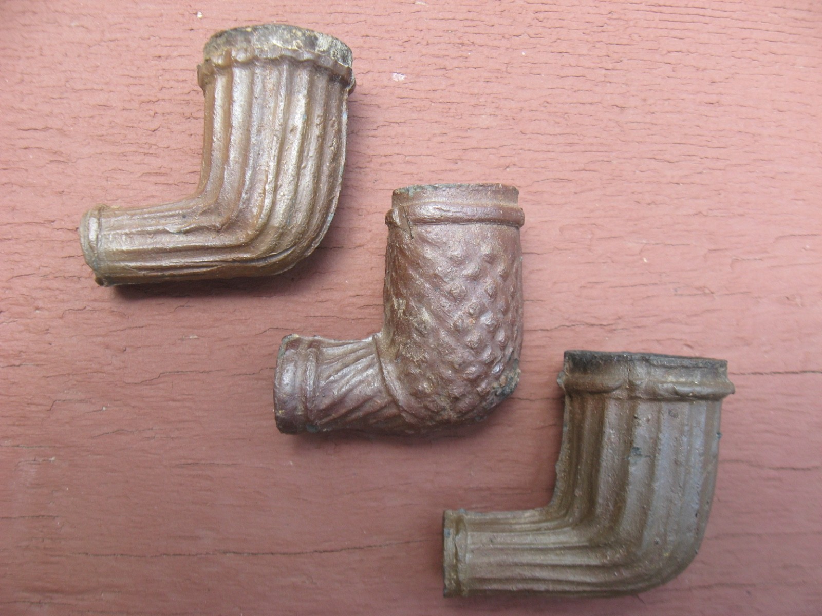 Antique Clay Pipes (1800s?)