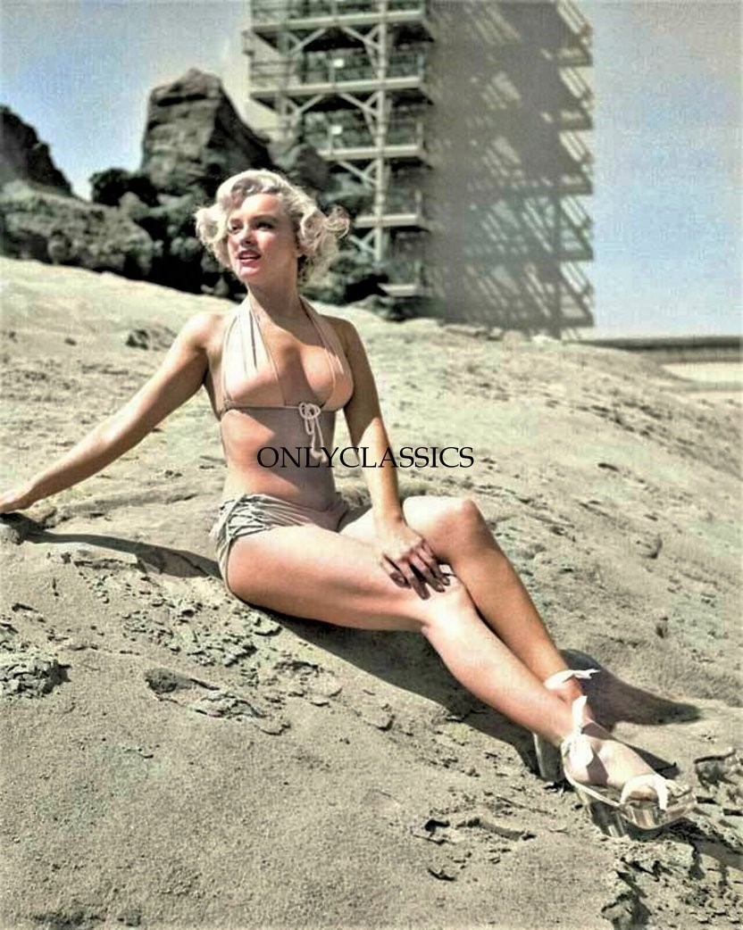Sexy Blonde Actress Marilyn Monroe Bikini Swimsuit 8x10 Photo Pinup Cheesecake