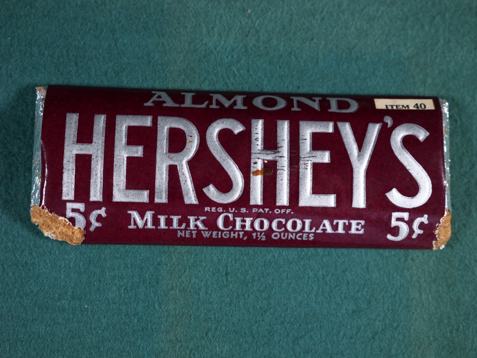 1930s-40s Genuine Hershey 5c Milk Chocolate Dummy Bar Salesman's Sample Item 40