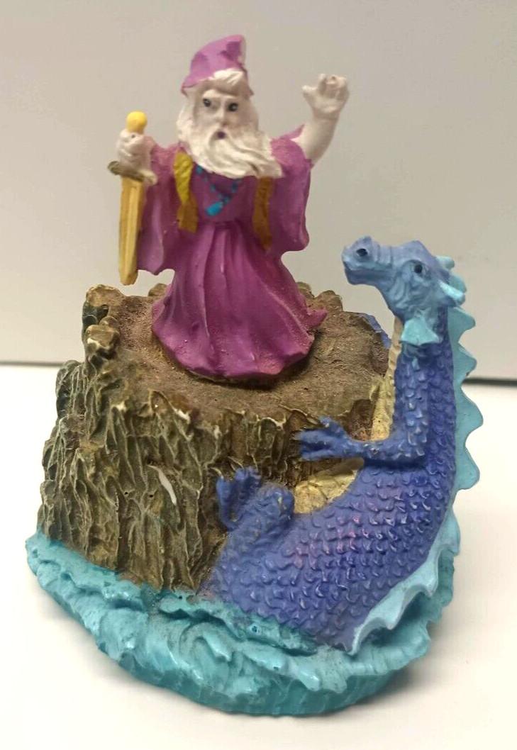Russ - The Fantasy Of Glenwillow - Wizard Purple Robe Figurines #14136