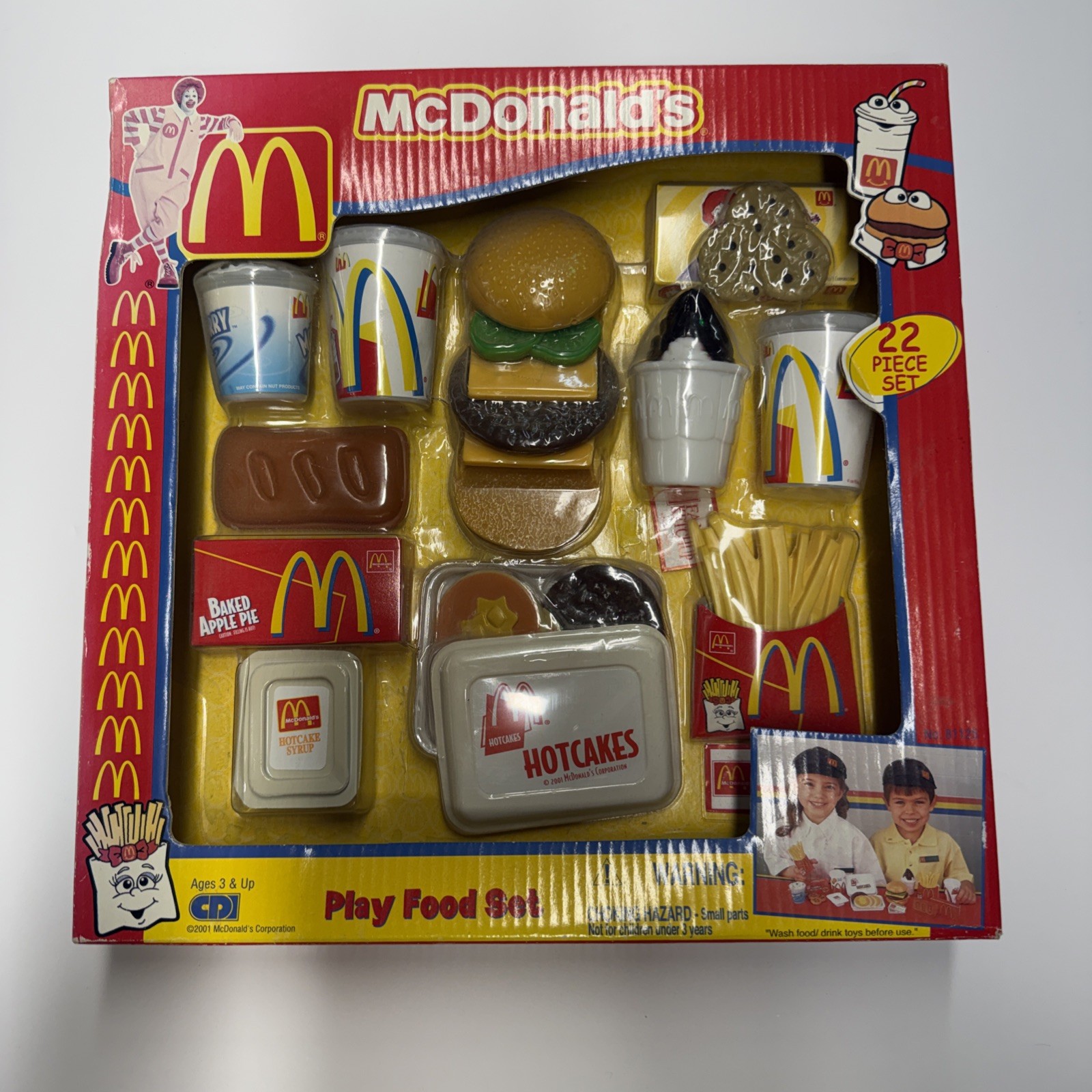 2001 McDonald\'s 22 Pc play food set New Sealed Box Including Hot Cakes & Burger 2001 McDonald\'s 22 Pc play food set New Sealed Box Including Hot Cakes & Burger