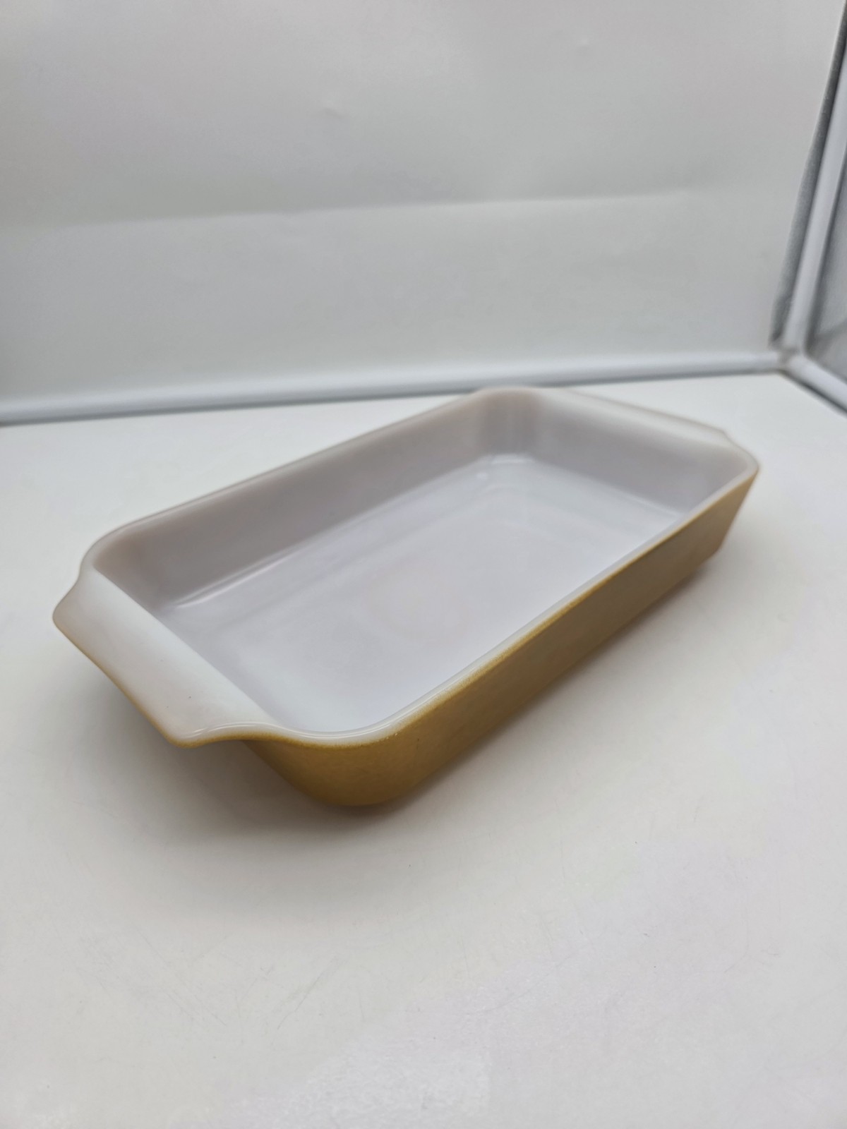 Vtg Anchor Hocking Fire King 1 1/2 Qt 9x5in Casserole Dish Orange Red Flame