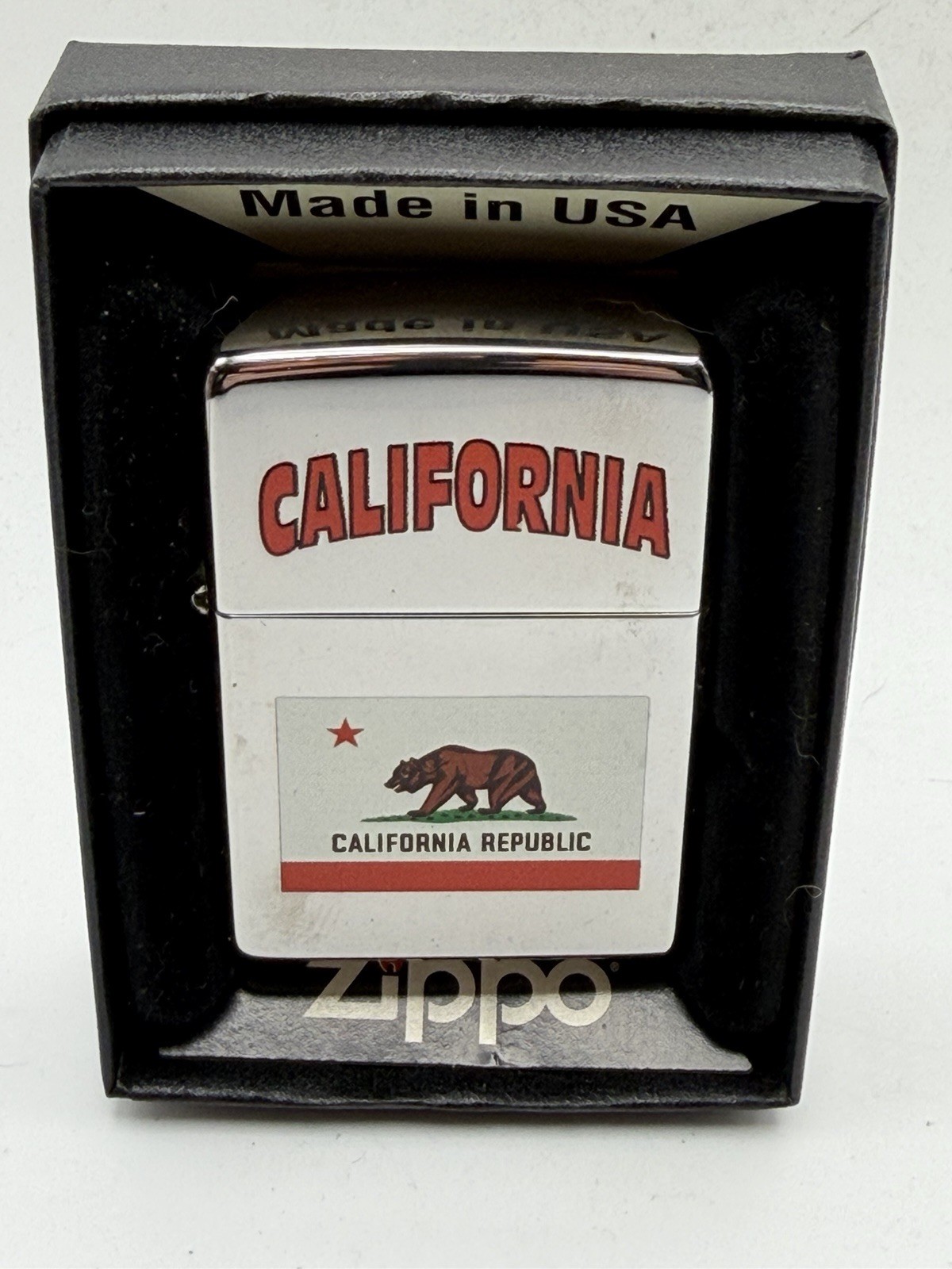 Vintage 2016 California Republic High Polish Chrome Zippo Lighter B50