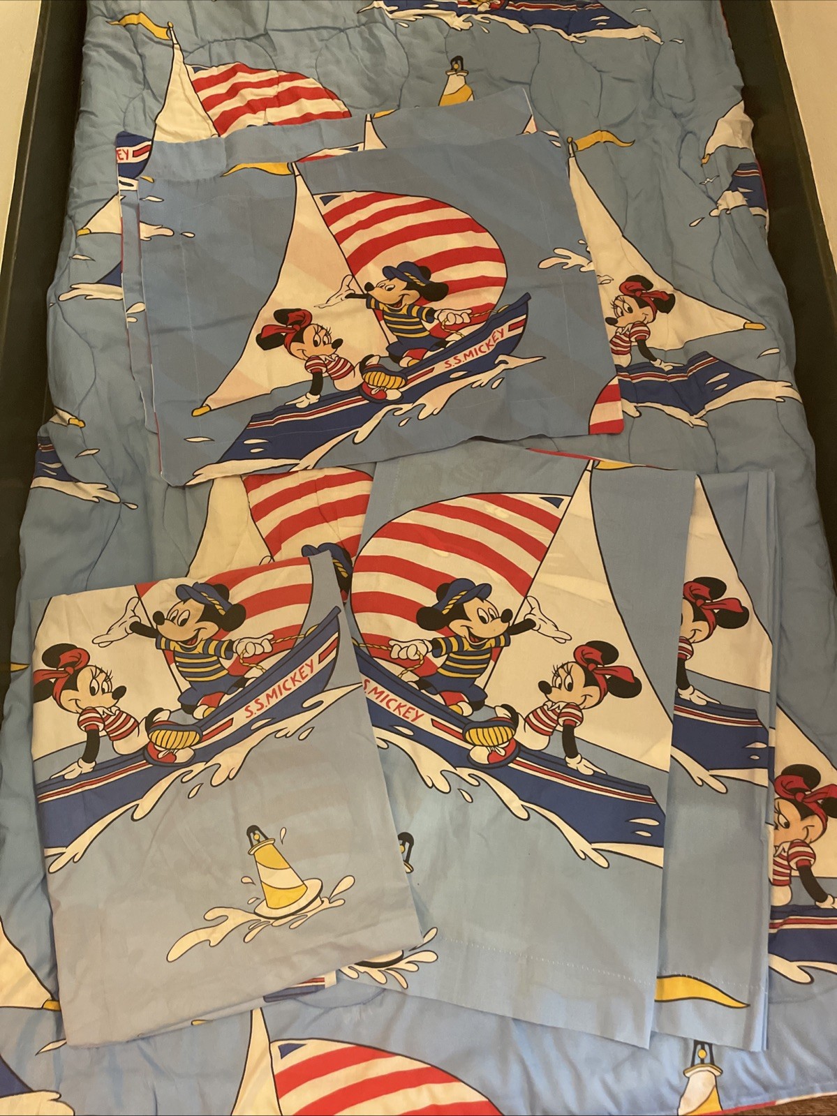 VTG S.S. Mickey Mouse & Minnie Comforter Flat Sheet Pillowcase Curtain Panel Set
