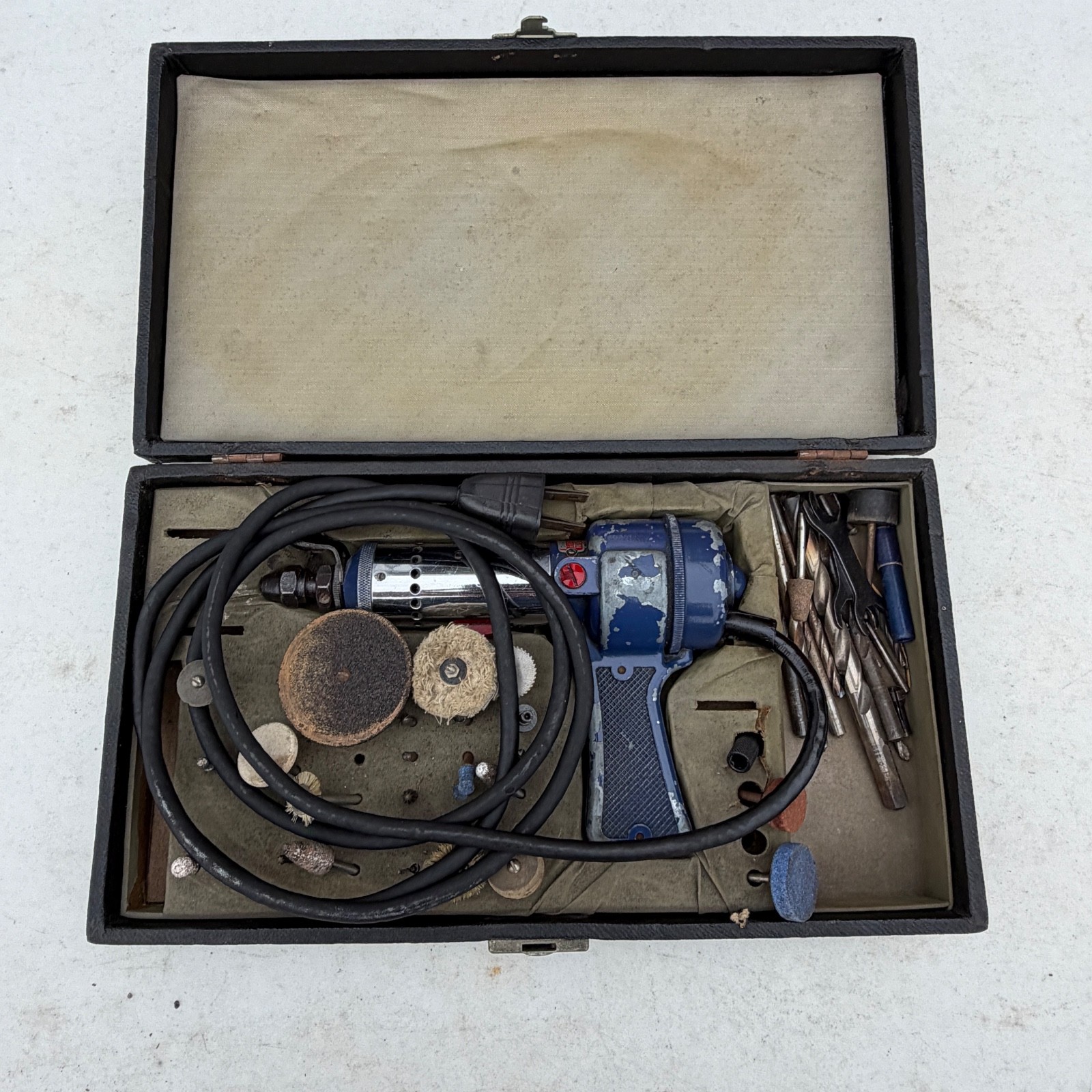 VINTAGE SEARS CRAFTSMAN ROTARY TOOL 117.2102 SET in CASE