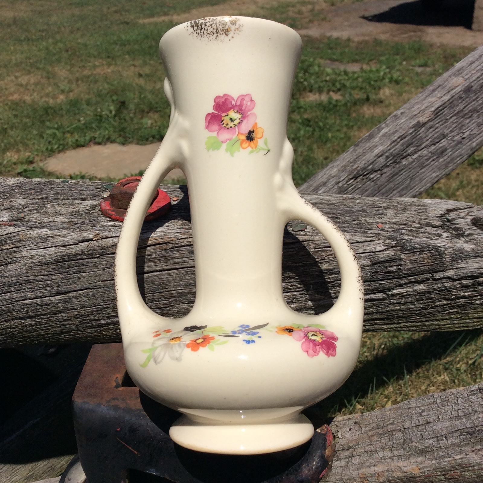 American Pottery Niloak Or Camark Numbered Bottom Decorative Vase