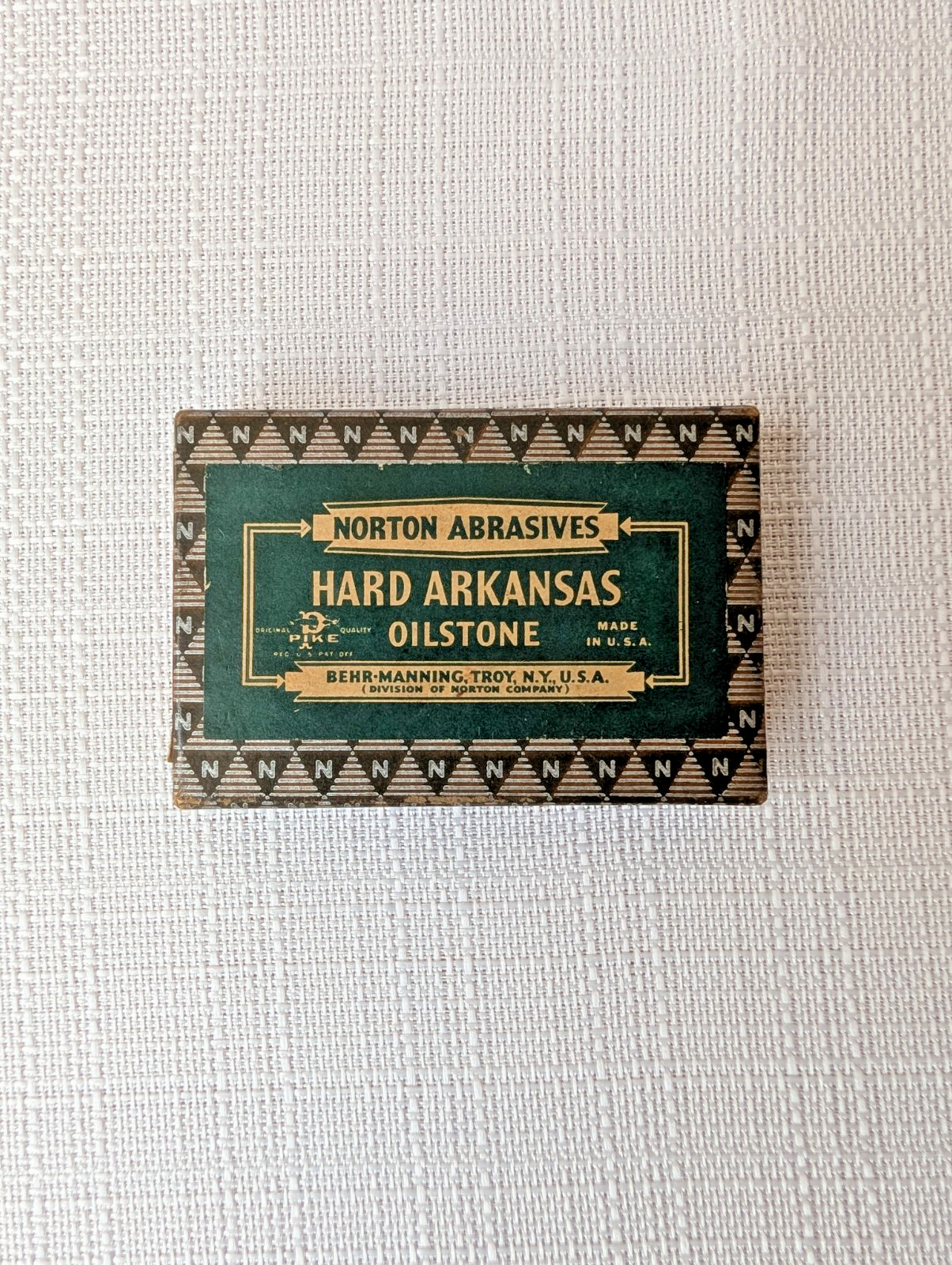 Vintage Norton Abrasives Hard Arkansas Oilstone | HS3 Round Edge Slip Vintage Norton Abrasives Hard Arkansas Oilstone | HS3 Round Edge Slip