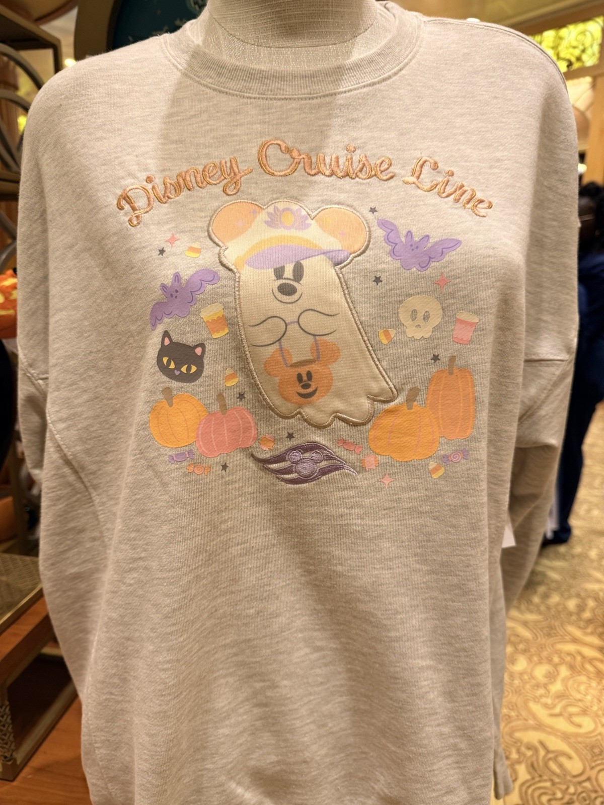 NWT Disney Cruise Line DCL Cutie Halloween Ghost Sweatshirt Women’s Small
