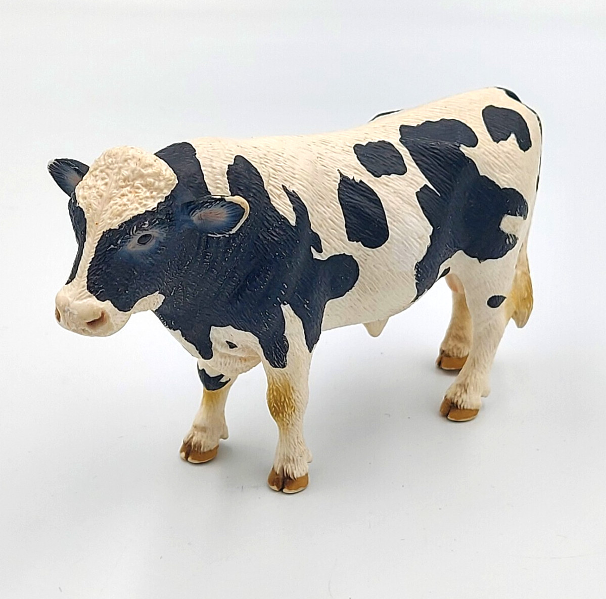 RETIRED Schleich HOLSTEIN BULL Figure Cow Dairy 2007 Farm Figurine 13632