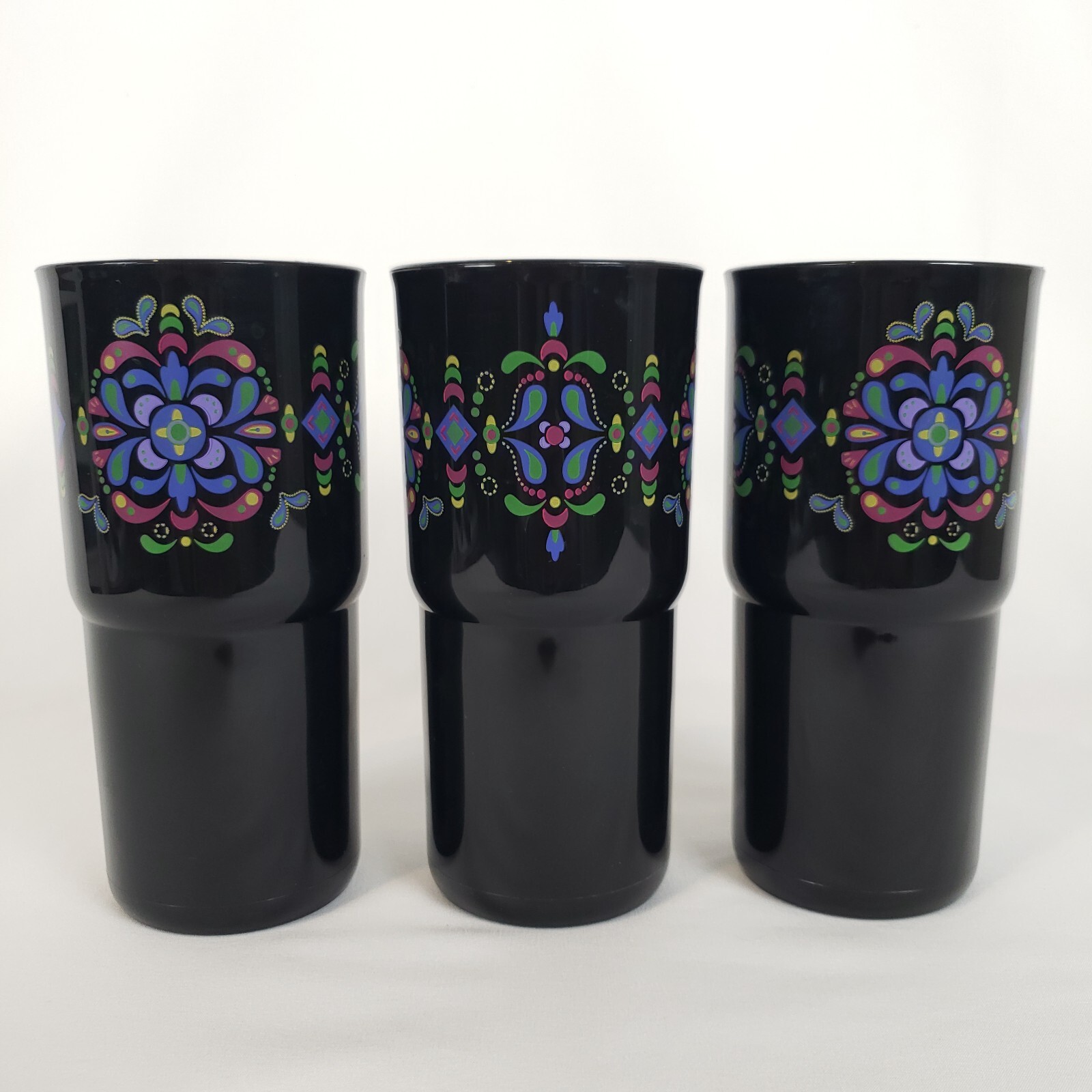 Tupperware Mega Tumblers Set of 3 Tabletop Kaliopi Fiesta 18 oz New Open Stock