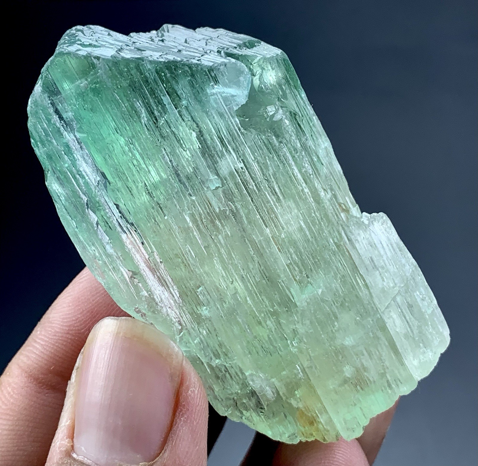 300 Cts Hiddenite Kunzite Crystal Specimen From Afghanistan.