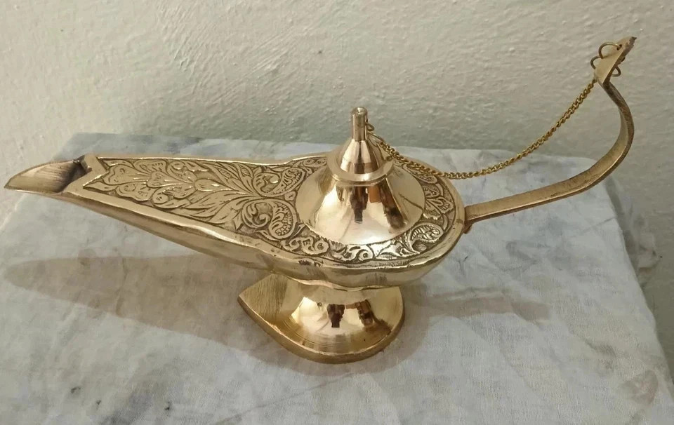 Brass Aladdin Chirag Lamp 10'' Vintage Handmade Showpiece Item Home Decor