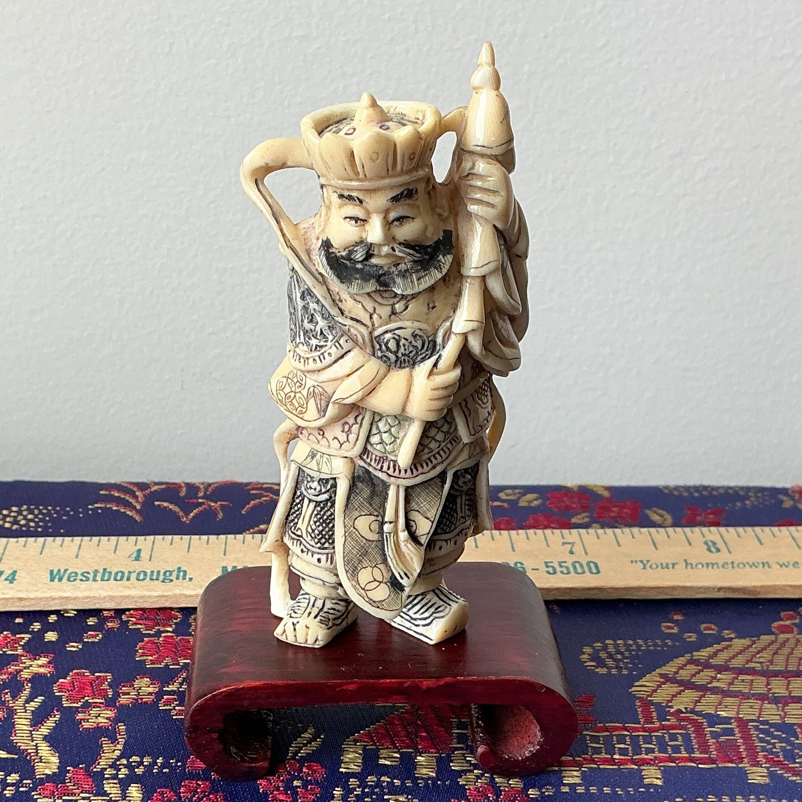 Hand Carved Floral Asian Warrior Figurine w/ Staff Red Black 3.5”on wooden std Hand Carved Floral Asian Warrior Figurine w/ Staff Red Black 3.5”on wooden std