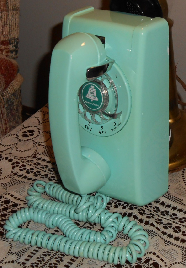 EXCELLENT VINTAGE WESTERN ELECTRTIC CLASSIC TEAL ROTARY DIAL WALL  PHONE WORKS
