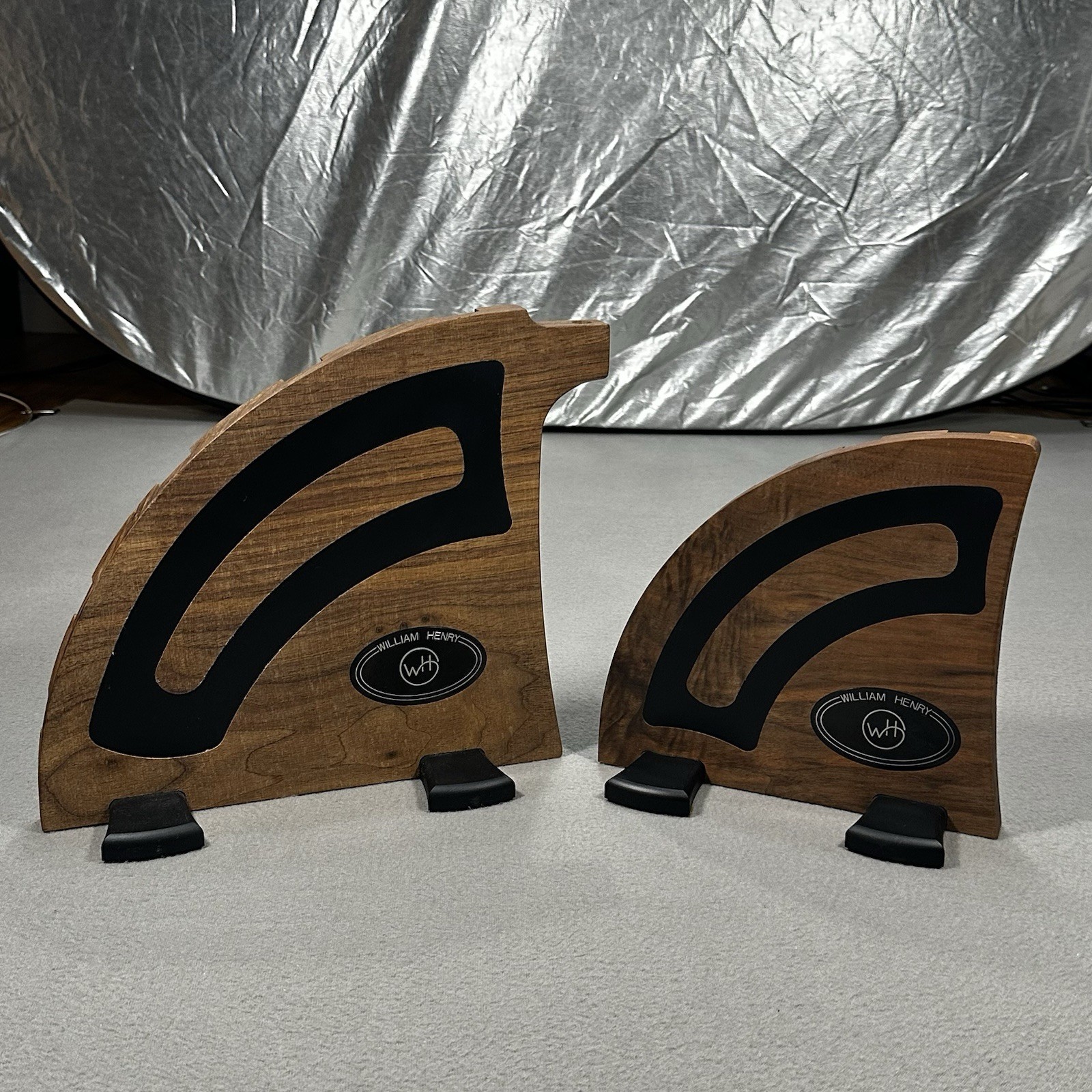 William Henry Walnut Collector Knife Display Rack Stand 2 Piece Set Holds 10