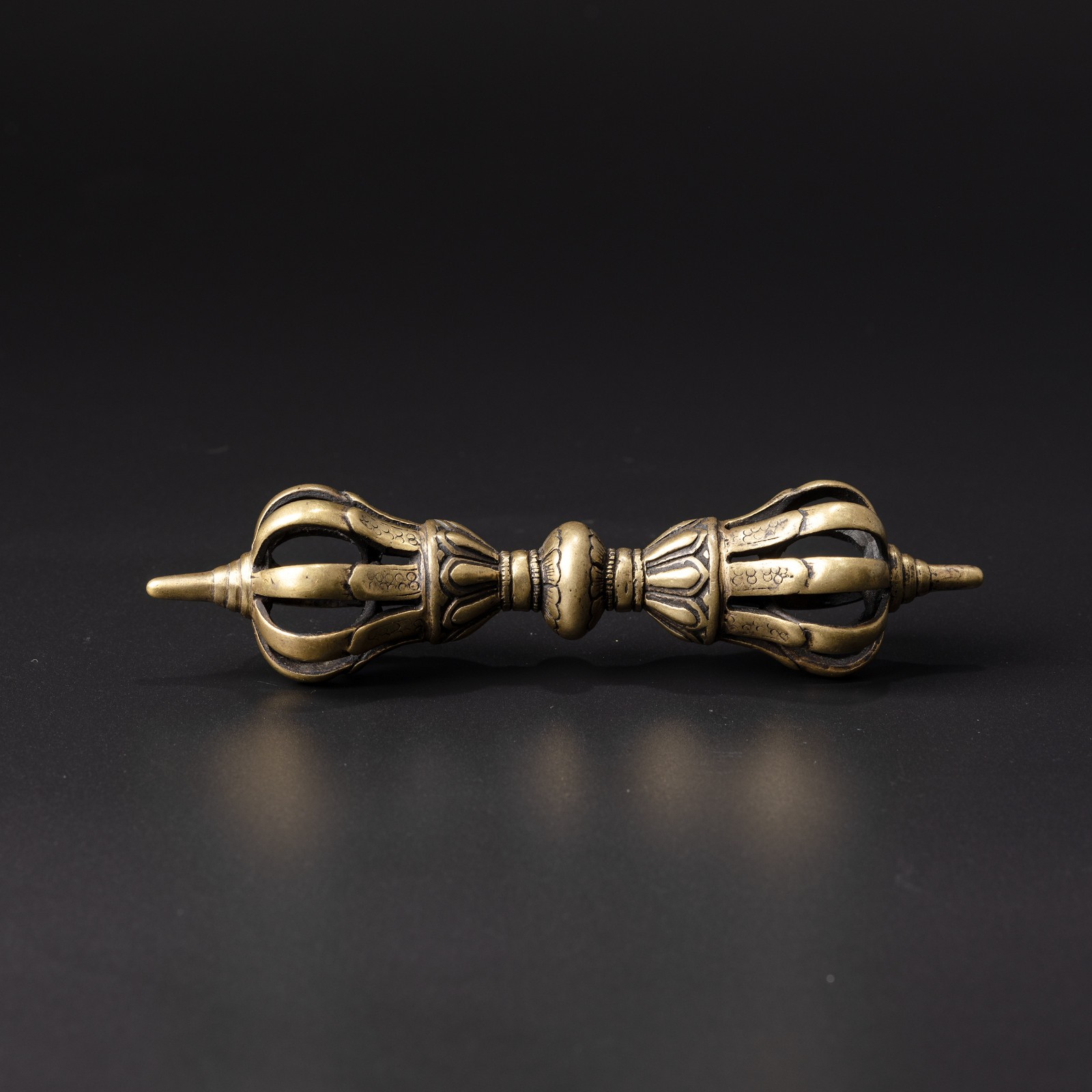 Bronze Vajra, Tibet, 15th–16th Century Style Bronze Vajra, Tibet, 15th–16th Century Style