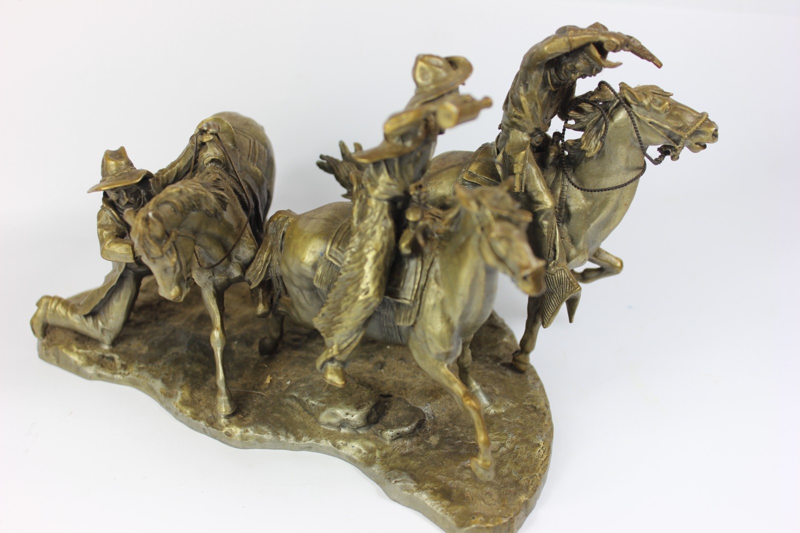 1970\'s LANCE Signed Fine Pewter Western Cowboy Sculpture \ 1970\'s LANCE Signed Fine Pewter Western Cowboy Sculpture \