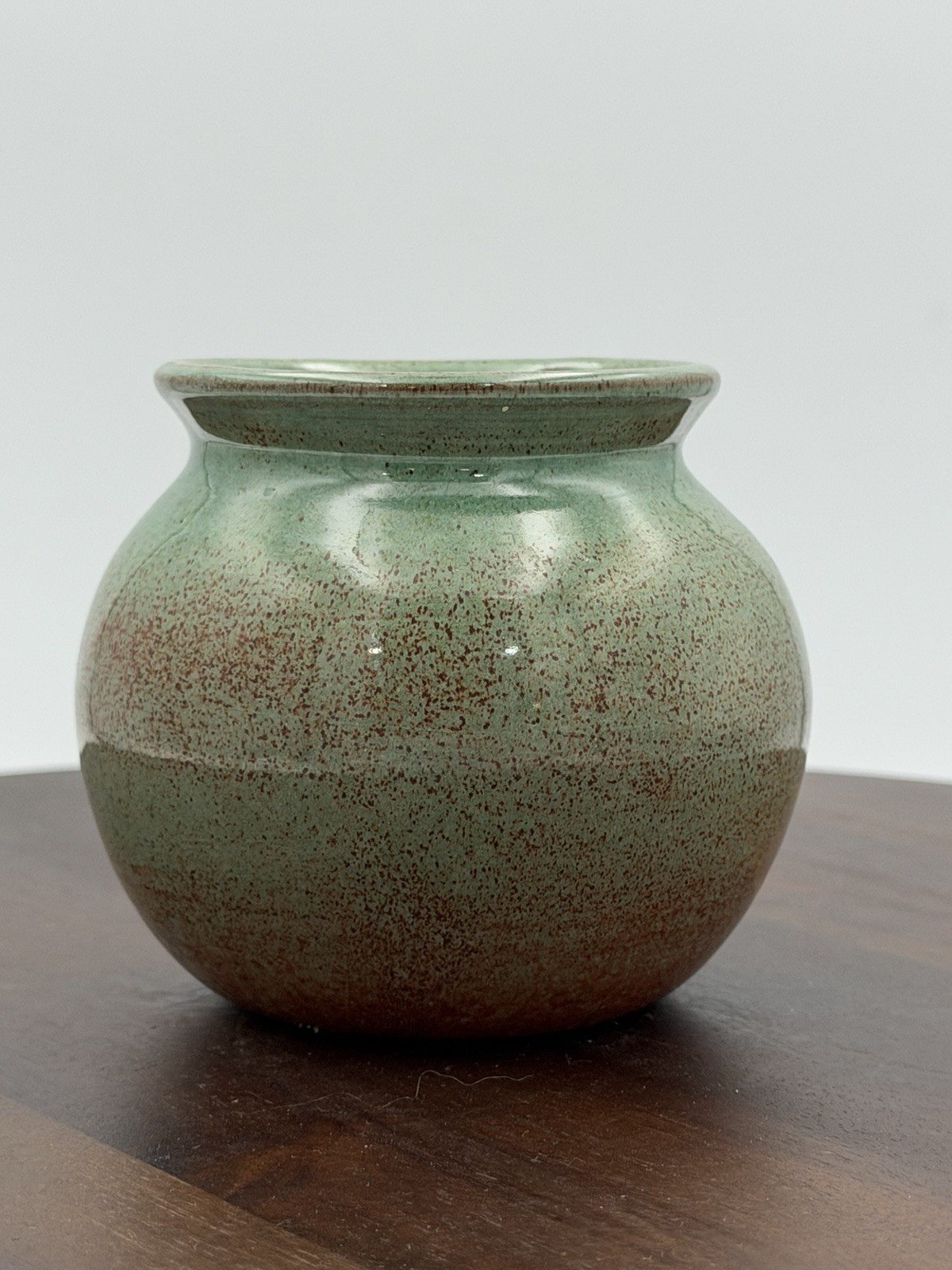 Pine Ridge Sioux Pottery Olive Cottier Small Vase