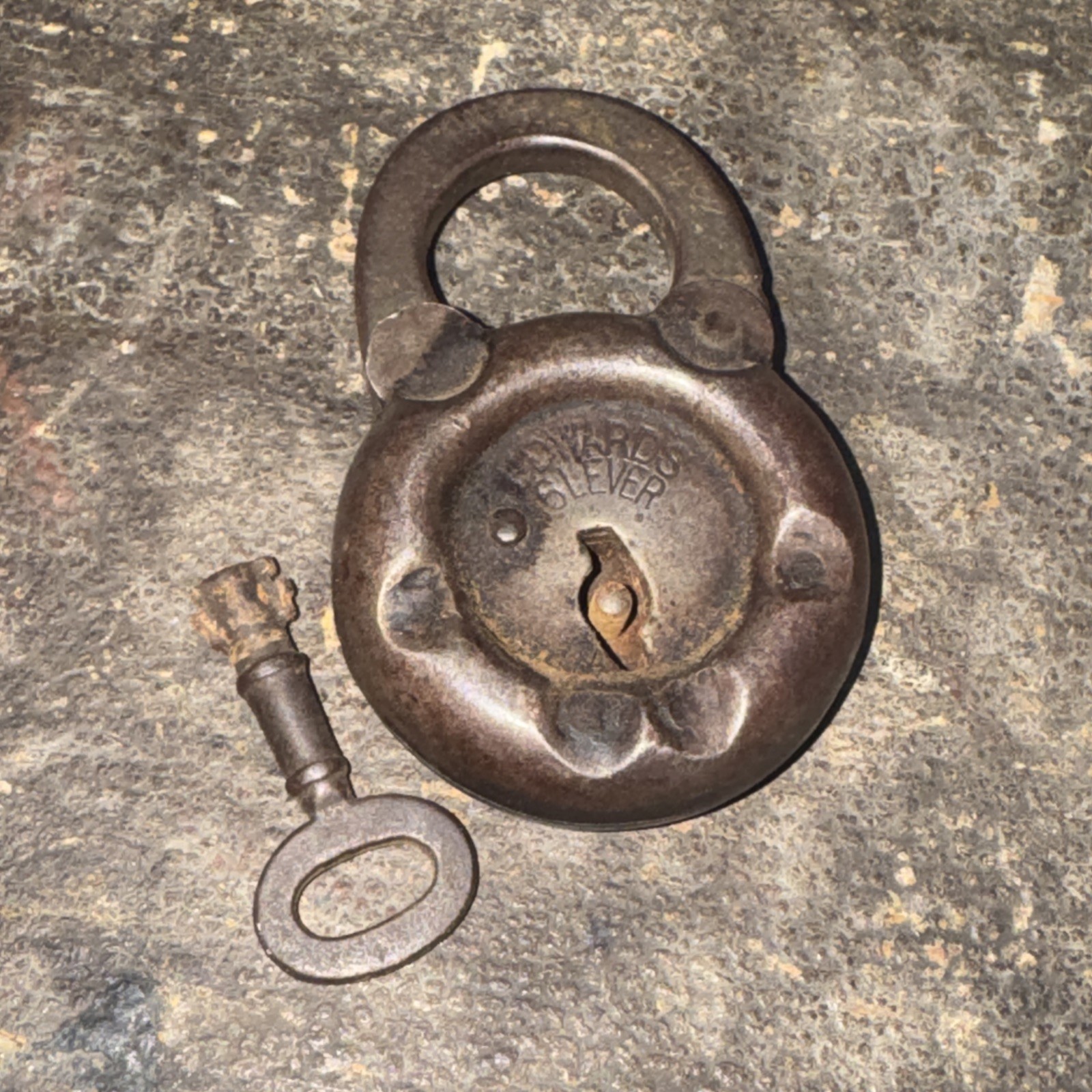 G M Edwards 6 levers Lock Syracuse USA Working Skeleton Key