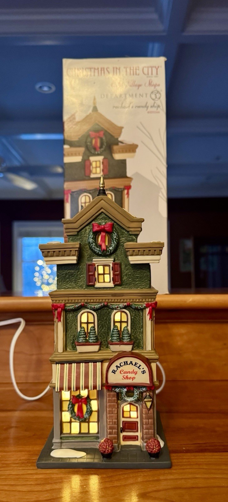 2012 Department 56 Christmas In The City 4025244 RACHAEL's  CANDY SHOP Unused