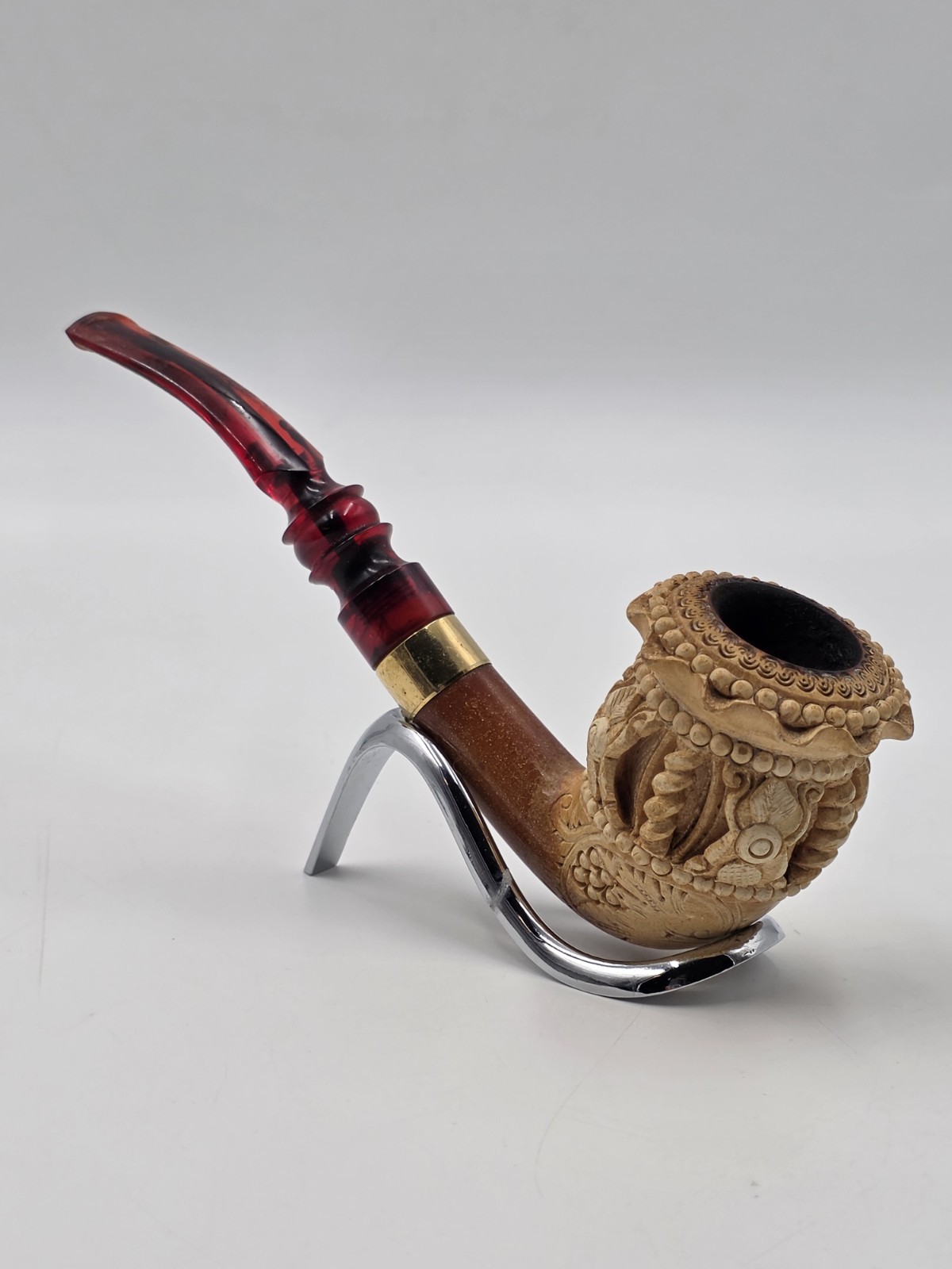 Antique C1920 Turkish Meerschaum Tobacco Pipe Hand Carved Figural Lucite Stem.