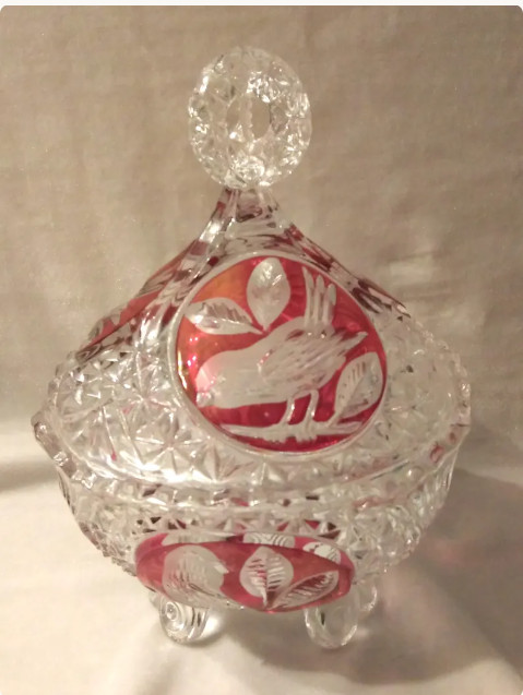 VINTAGE COLLECTABLE-Vintage Hofbauer Ruby Byrdes Crystal Covered Footed Dish