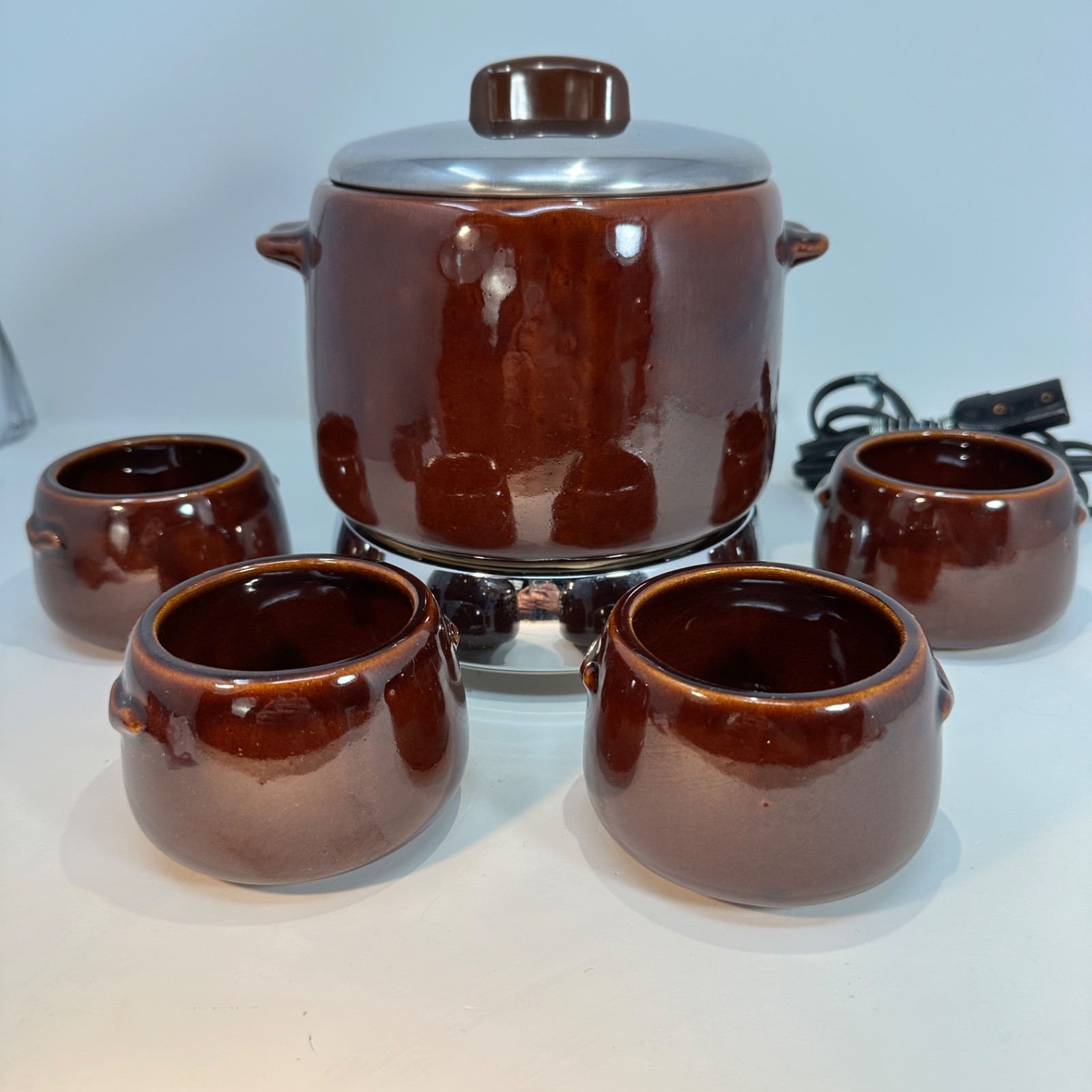 Vintage WEST BEND Brown Crock Stoneware BEAN POT Base Bowls Electric Heat MINT
