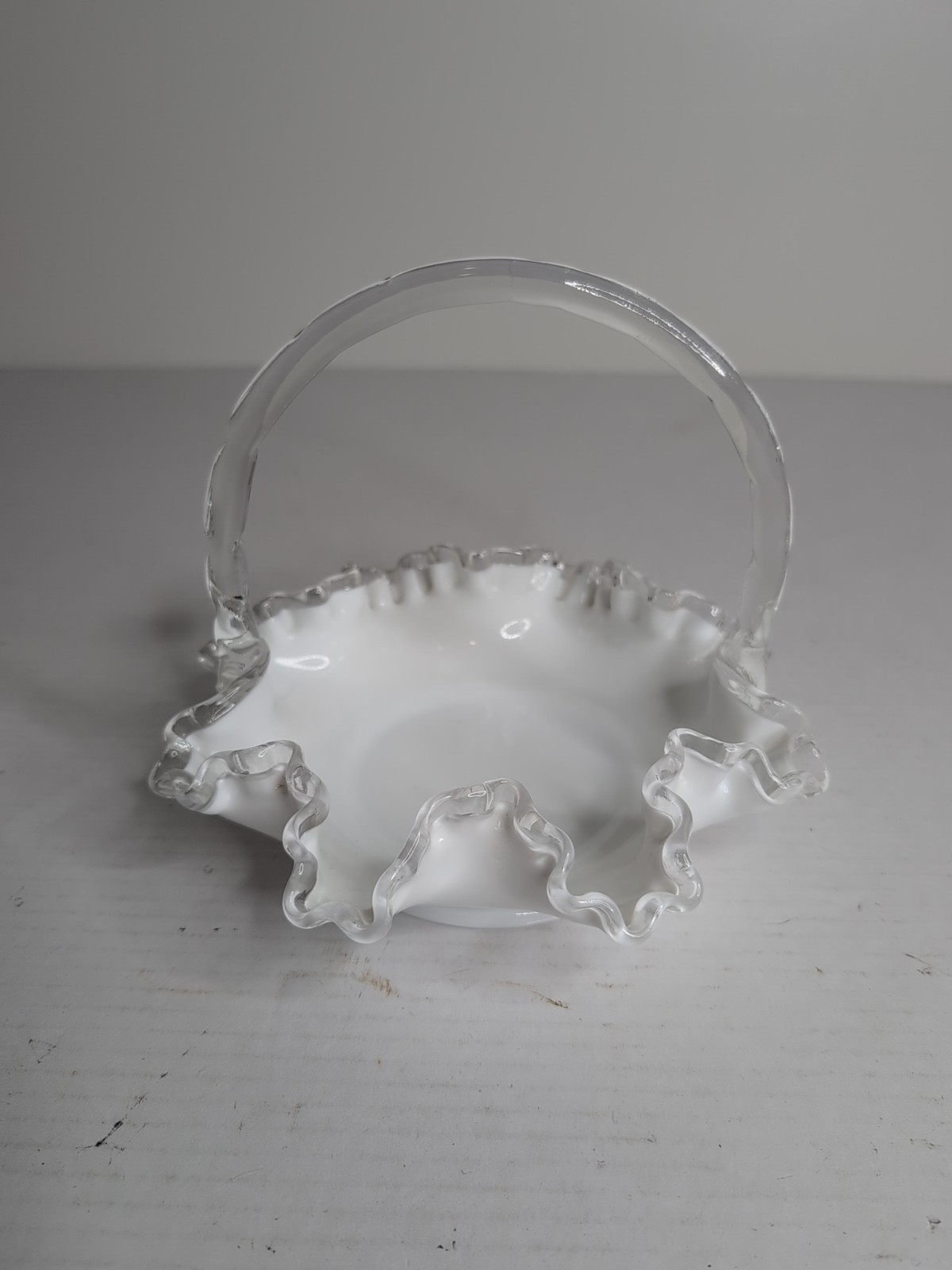 VTG Fenton Silver Crest Milk Glass Ruffled Crimped Edge White Basket w/Handle 8\