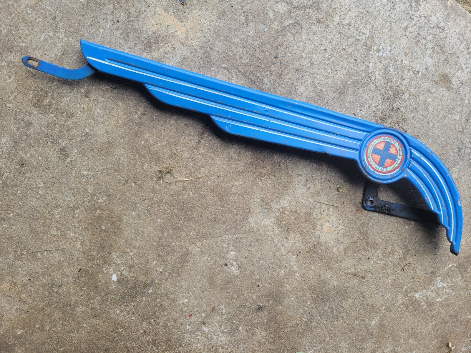 Vintage 1950s Schwinn Bicycle Chainguard Hornet Whizzer Bike