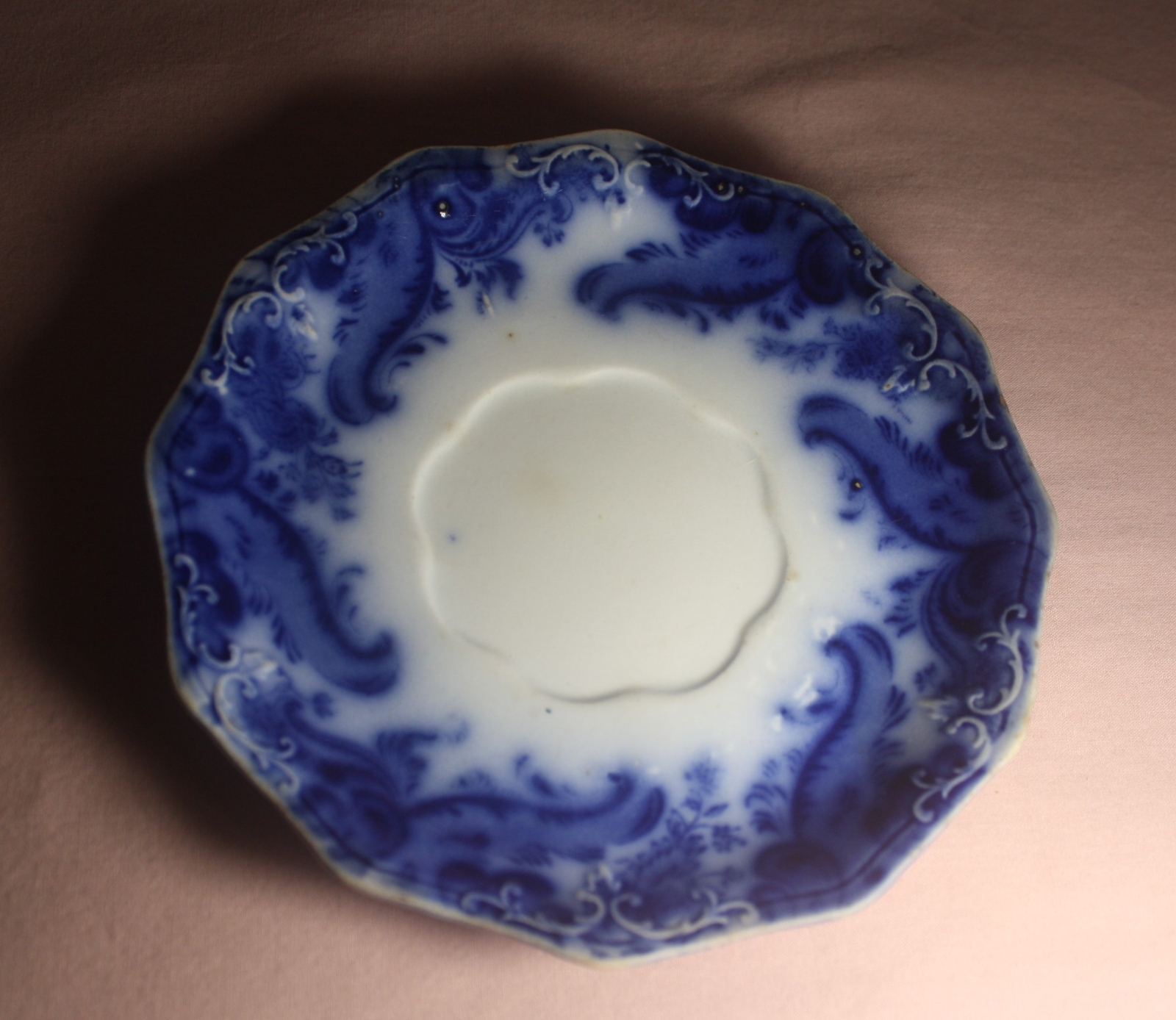 ANTIQUE W.H. GRINDLEY FLOW COBALT BLUE SAUCER ARCYLE EMBOSSED 12 SIDED ENGLAND