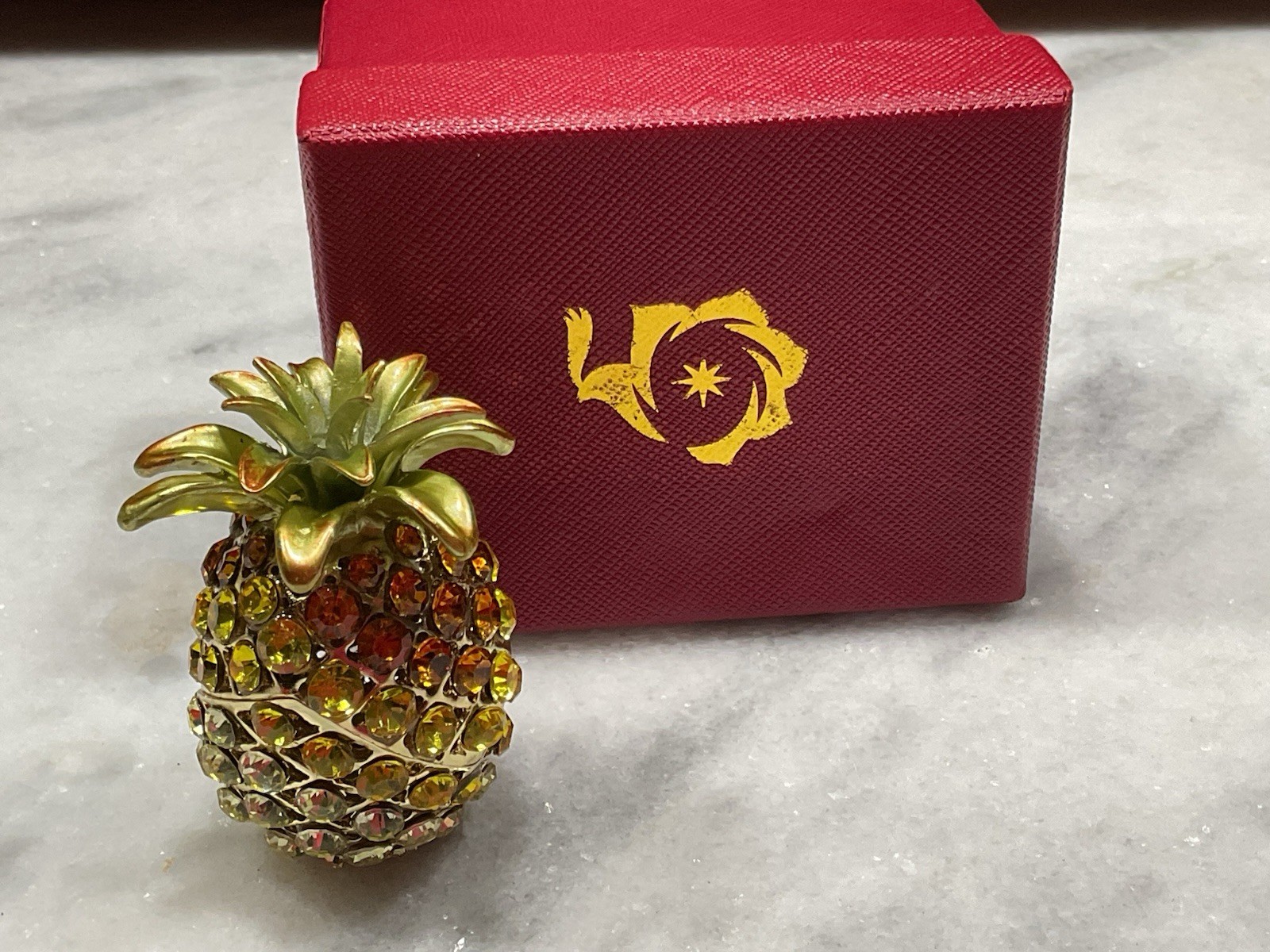 Rhinestone Pineapple Trinket Box Gold Hinged Magnetic Excellent Used