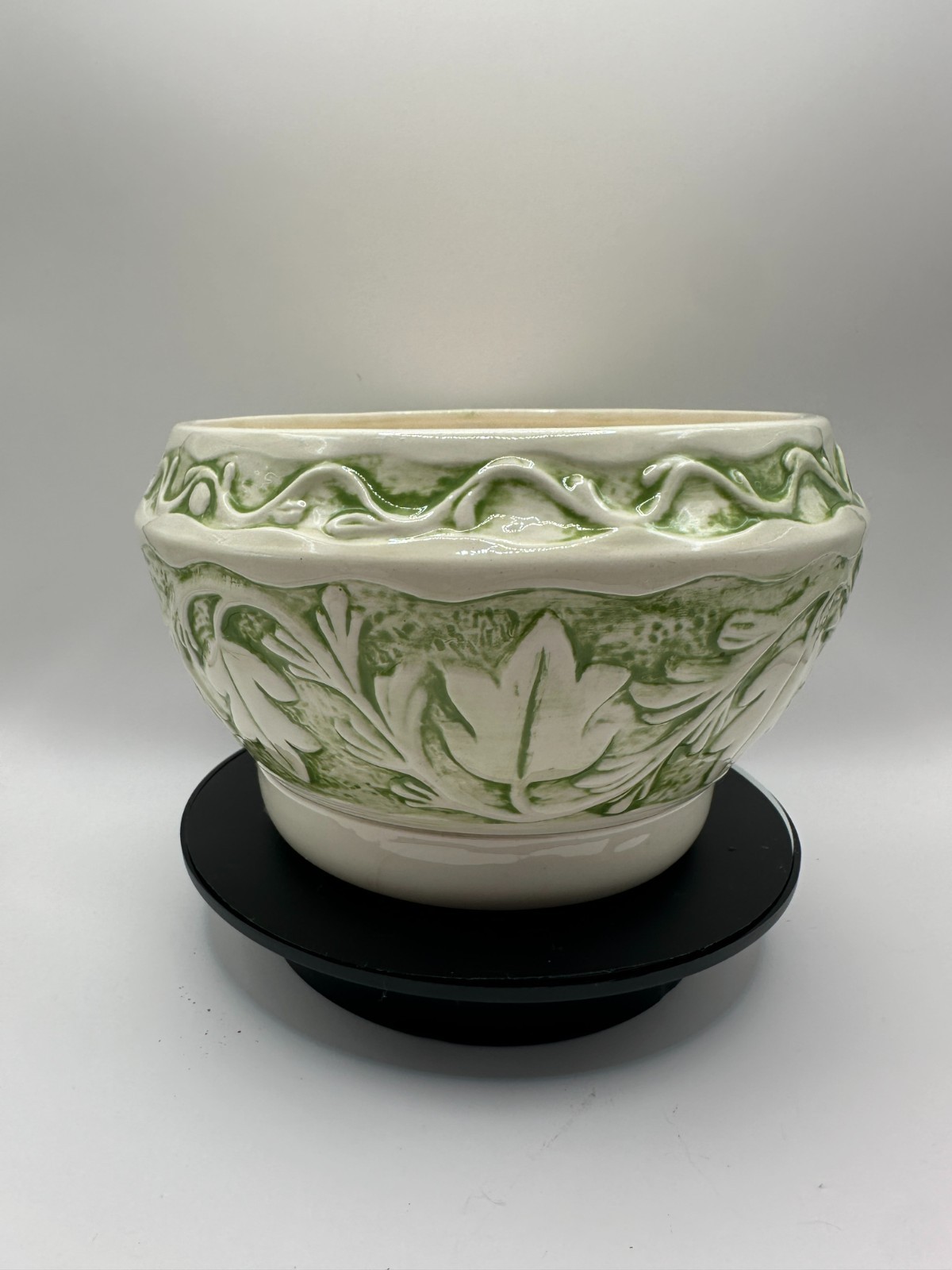 #666 Vintage Arnel\'s Planter 
