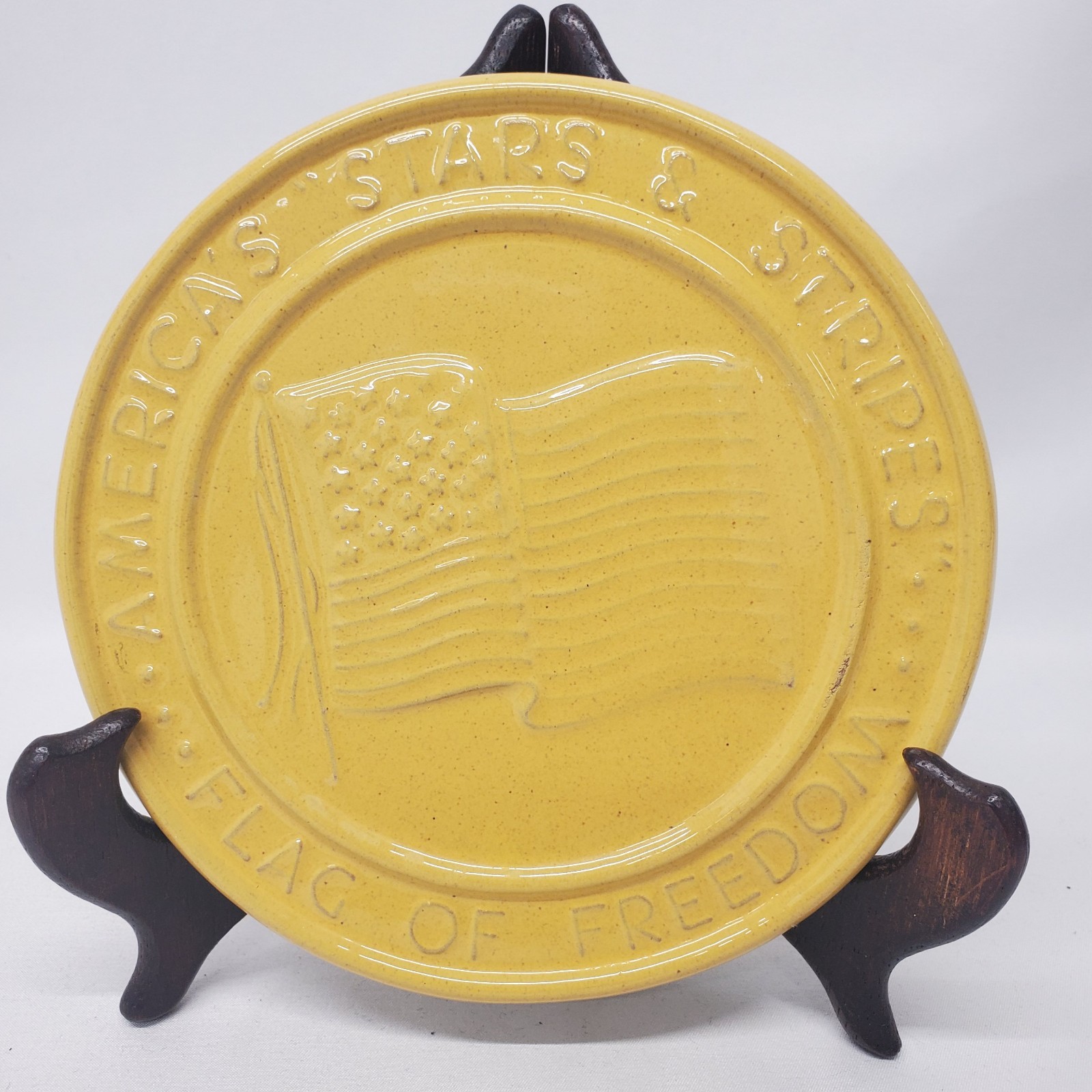 Frankoma Yellow American Flag Of Freedom Trivet Ceramic 1776-1976 FLTR