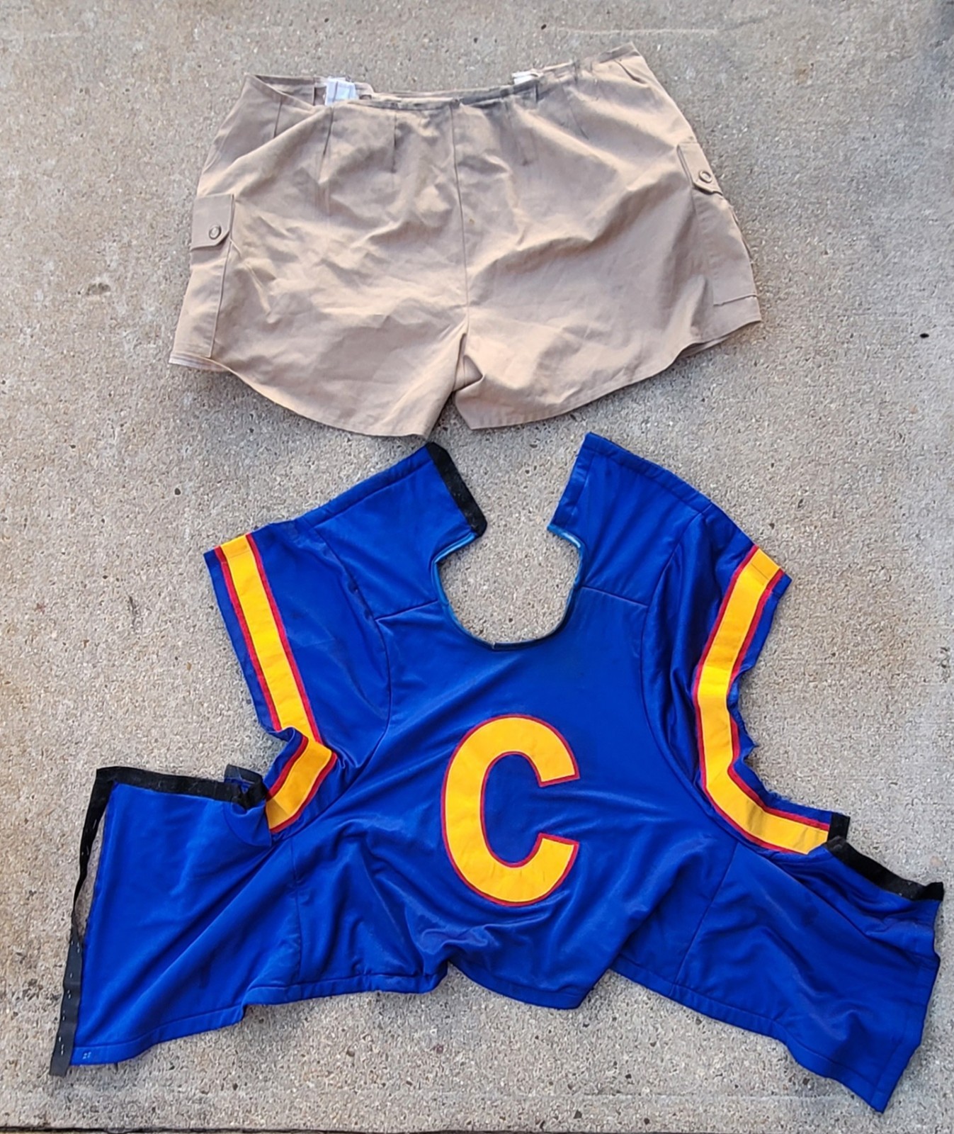 Rare Authentic Chuck E. Cheese Studio C Animatronic Shirt And Cargo Shorts.