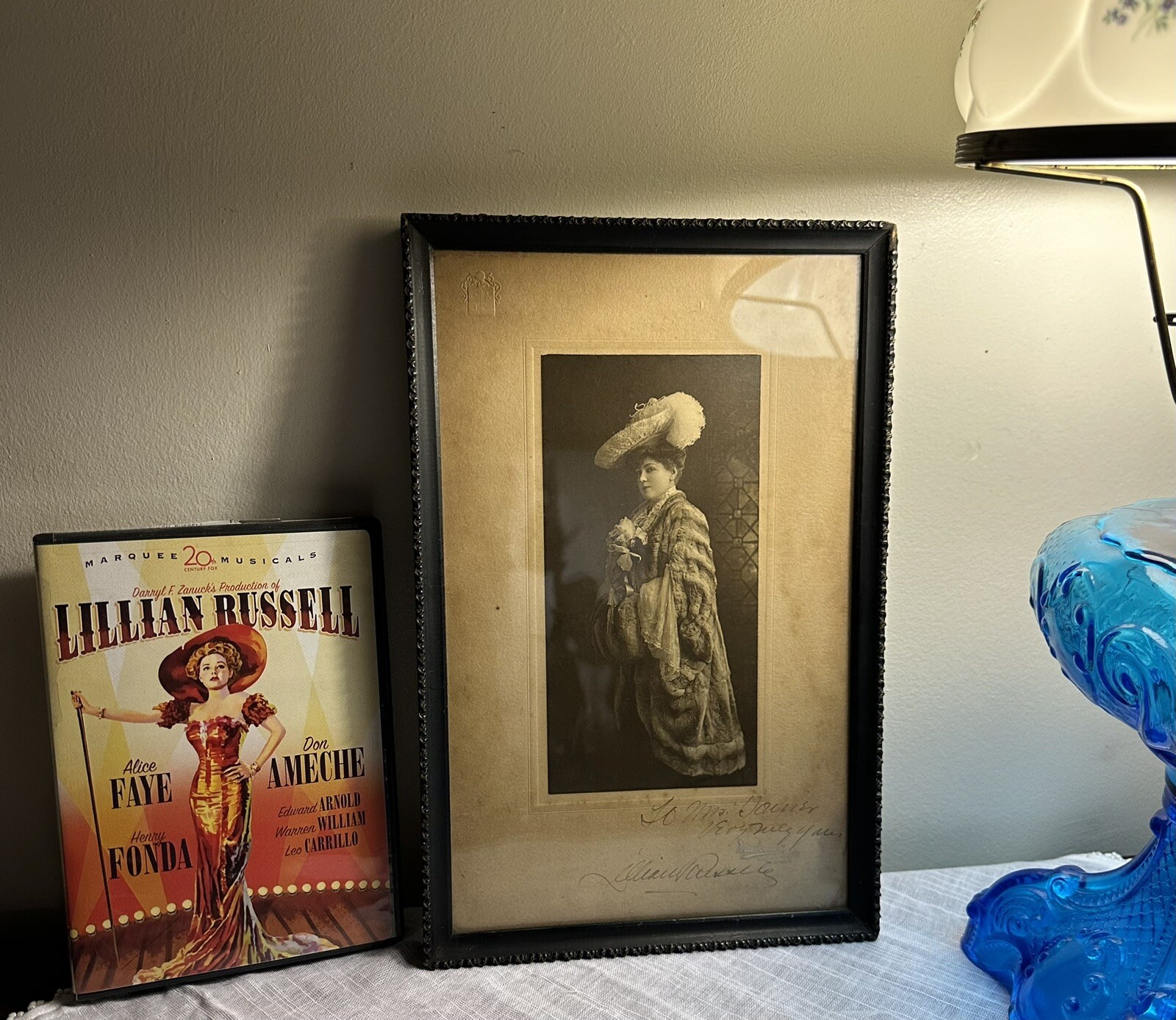 LILLIAN RUSSELL VERY RARE PHOTO & Autograph Early 1900’s Fur Lace Actress Singer
