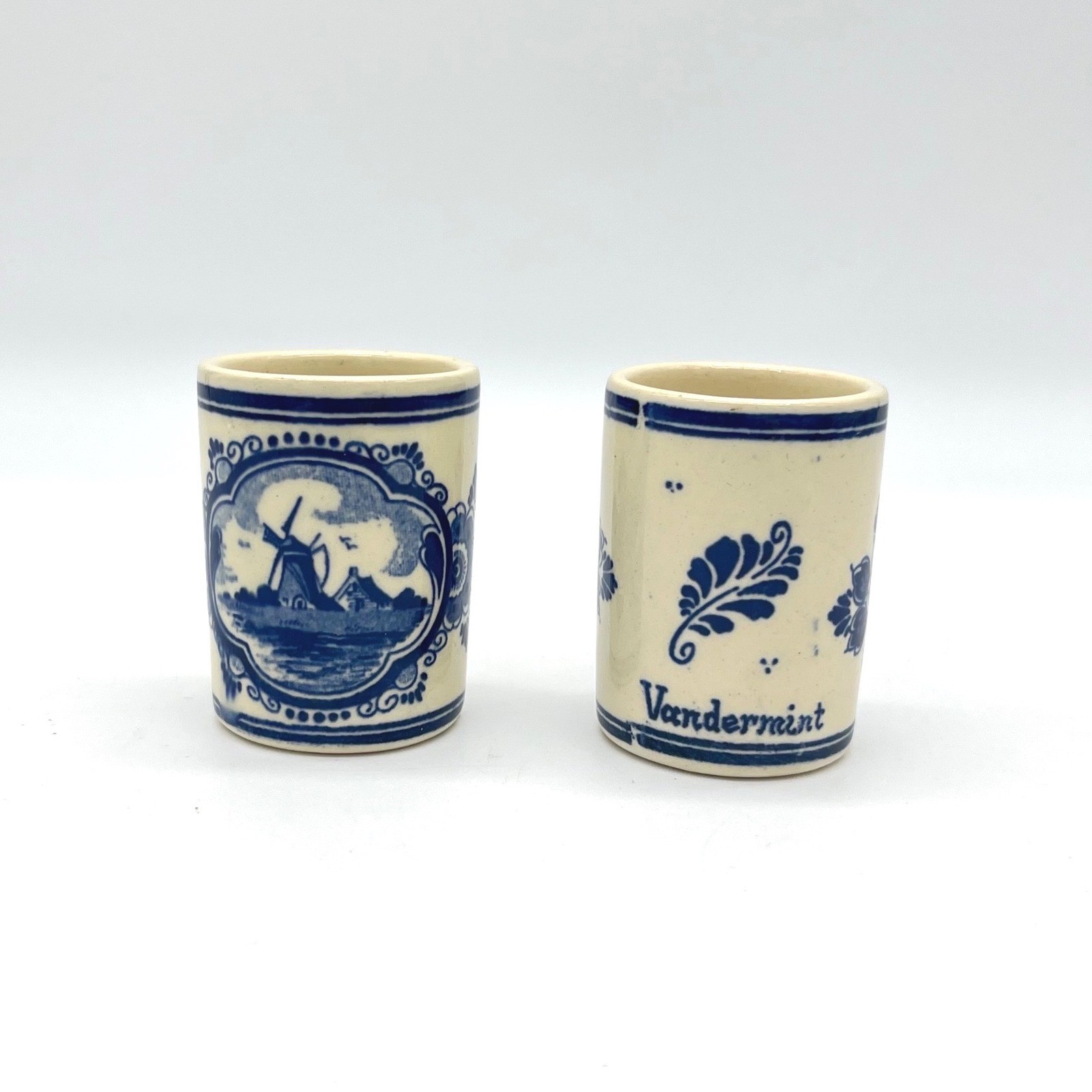 Vintage Vandermint Delft Blue Ceramic Shot Glasses Windmill Dutch Barware Vintage Vandermint Delft Blue Ceramic Shot Glasses Windmill Dutch Barware