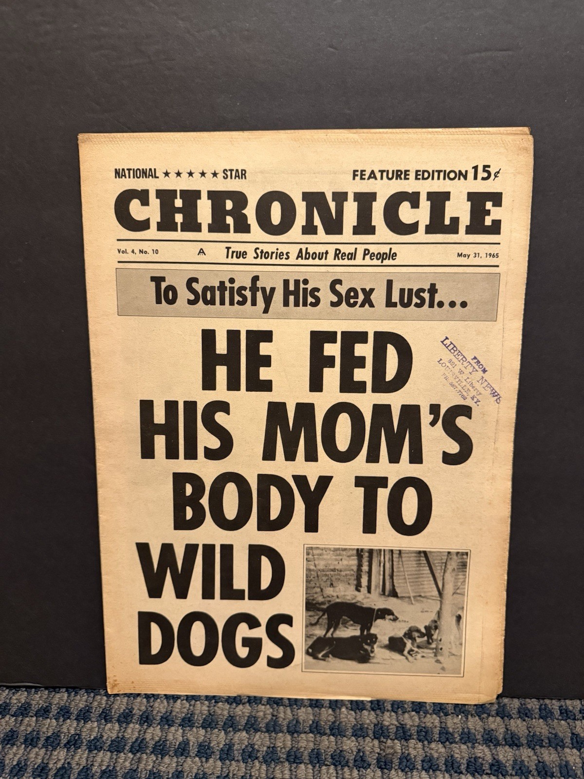 1965 National Star Chronicle, Wild Dogs Fed, Maggie Wallace Centerfold  (10R)