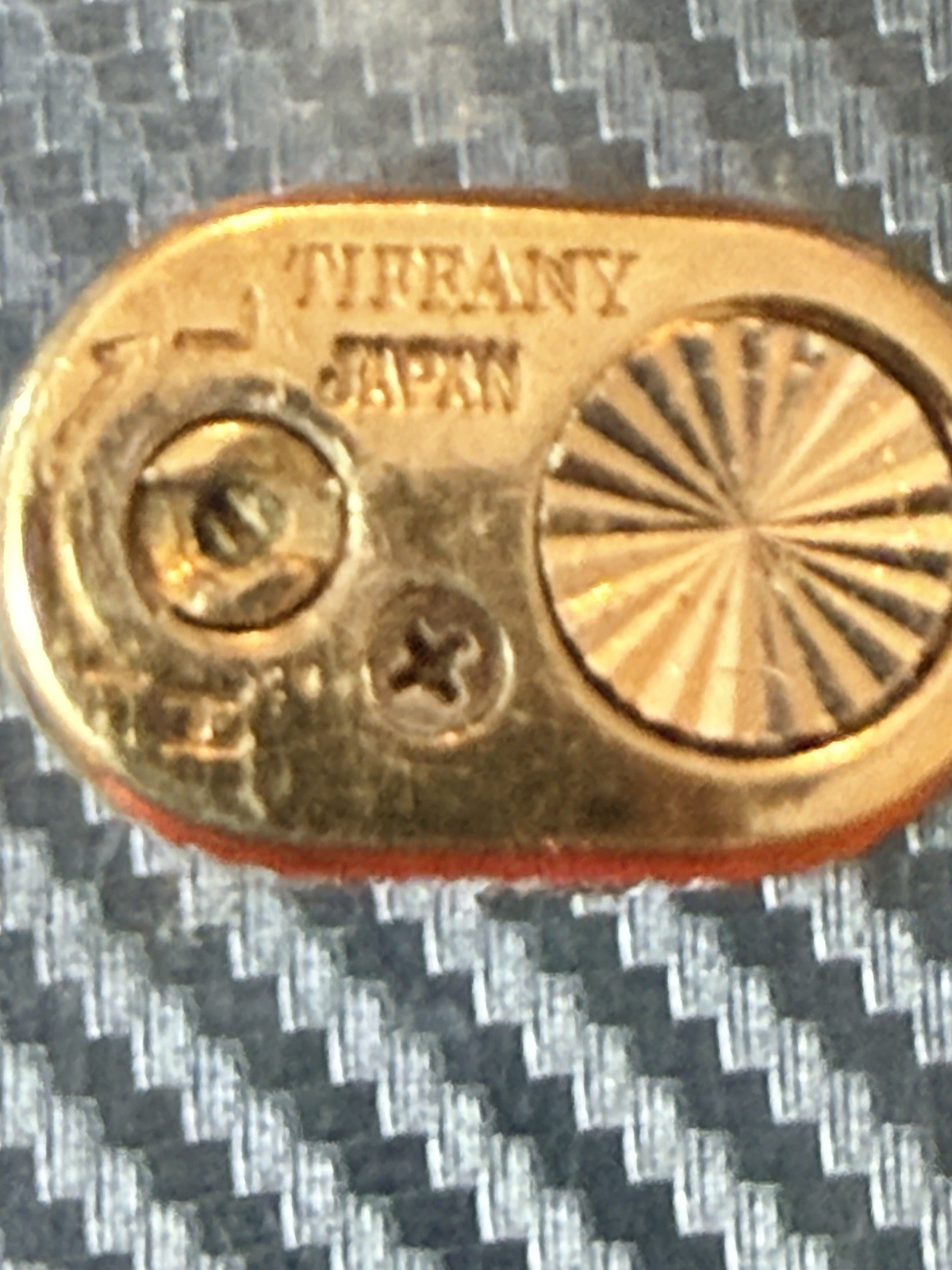 VIntage Tiffany & Co. Teardrop Slim Gold Tone Lighter 3