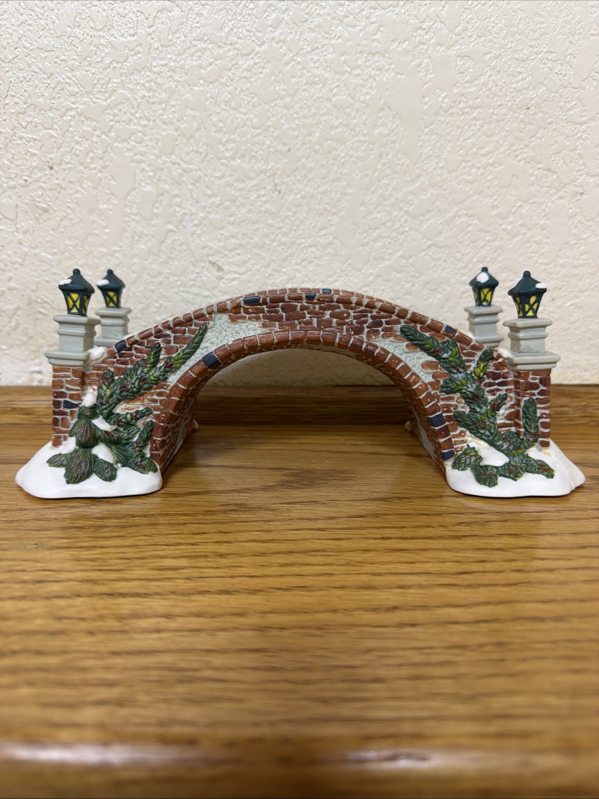 Vintage Heartland Valley Village Bridge Deluxe Porcelain Retired Rare 9805821