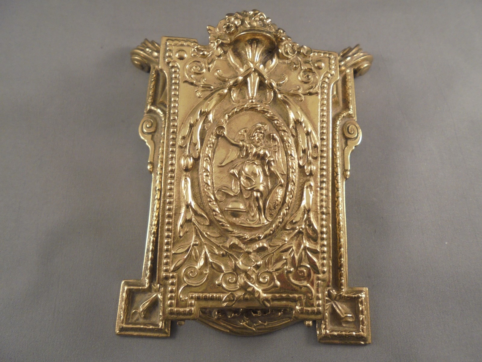 Unusual Vintage Brass Hinged Desk Photo Frame Winged Victory Unusual Vintage Brass Hinged Desk Photo Frame Winged Victory
