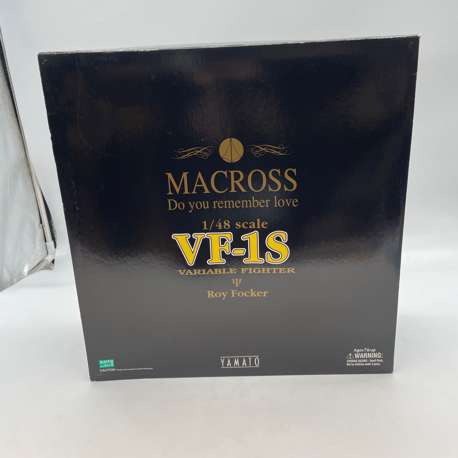 VF-1S Roy Focker dedicated machine 1/48 Perfect Transformation Macross Japan