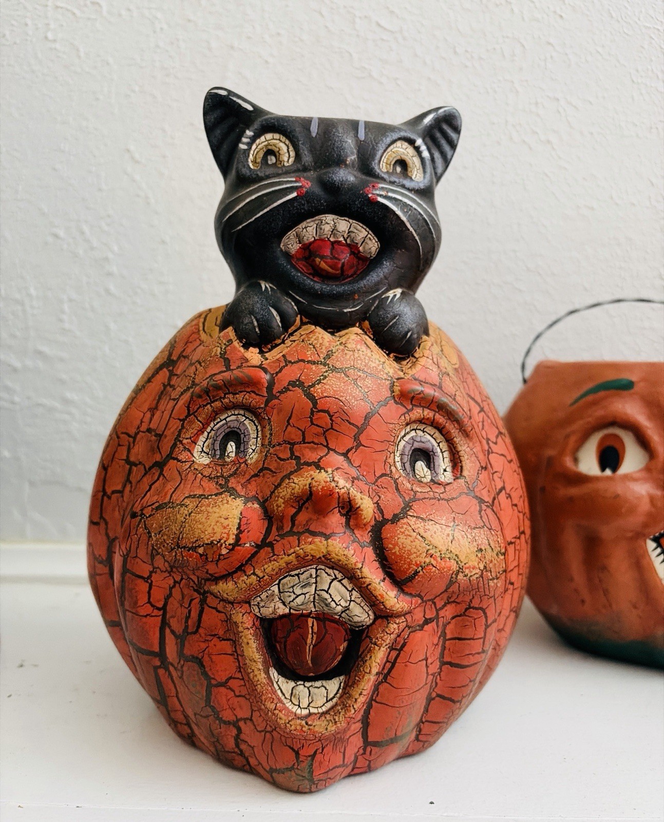 Vintage Primitive Style Black Cat Pumpkin JOL halloween Papier Mache Style Clay