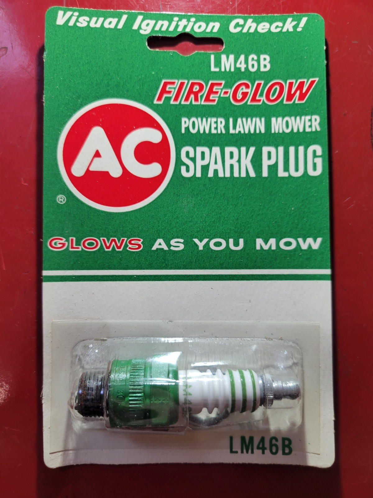 Vintage AC LM 46B Fire Glow Neon Spark Plug NOS Glows as you Mow