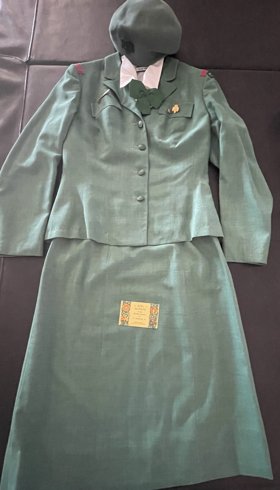 REDUCED MORE RARE 1948-1958 Vintage GIRL SCOUT LEADER SUIT UNIFORM TIE CARD REDUCED MORE RARE 1948-1958 Vintage GIRL SCOUT LEADER SUIT UNIFORM TIE CARD