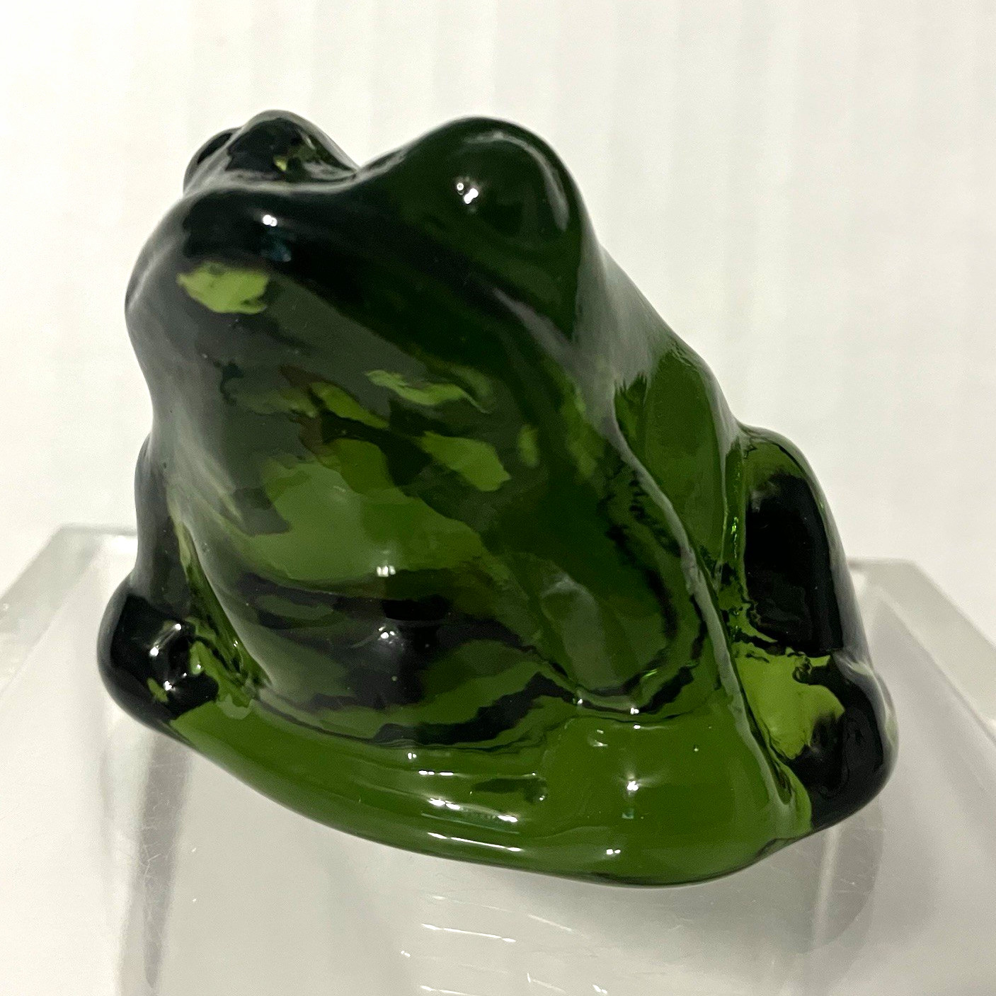 Vintage Deep Green Glass Fat Frog Paperweight, Art Pretty Piece Figurine
